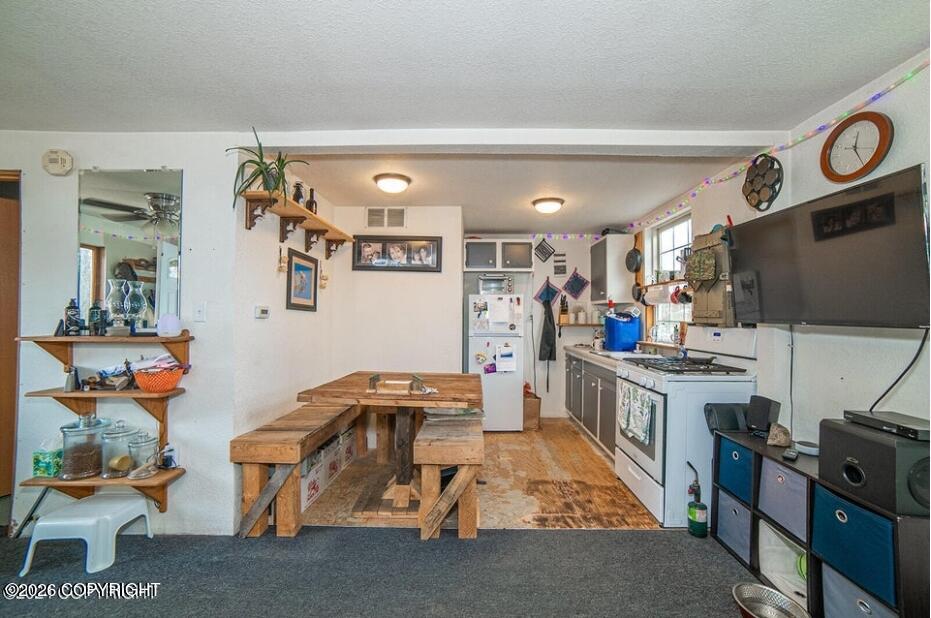 20296 E Caswell Lakes Road Property Photo 6