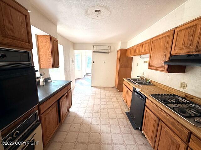 21220 Monron Street Property Photo 8