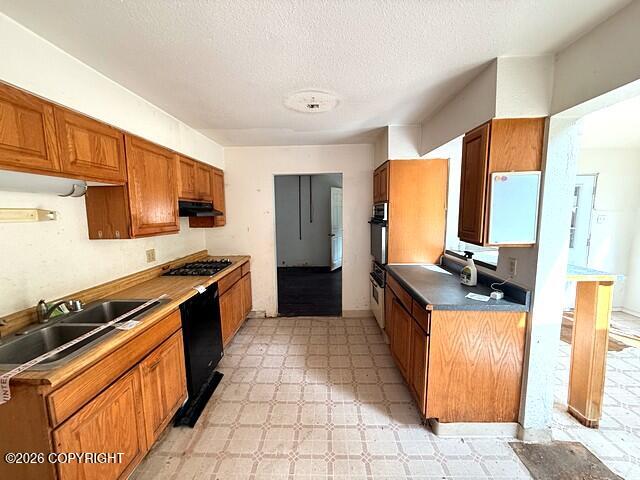 21220 Monron Street Property Photo 9