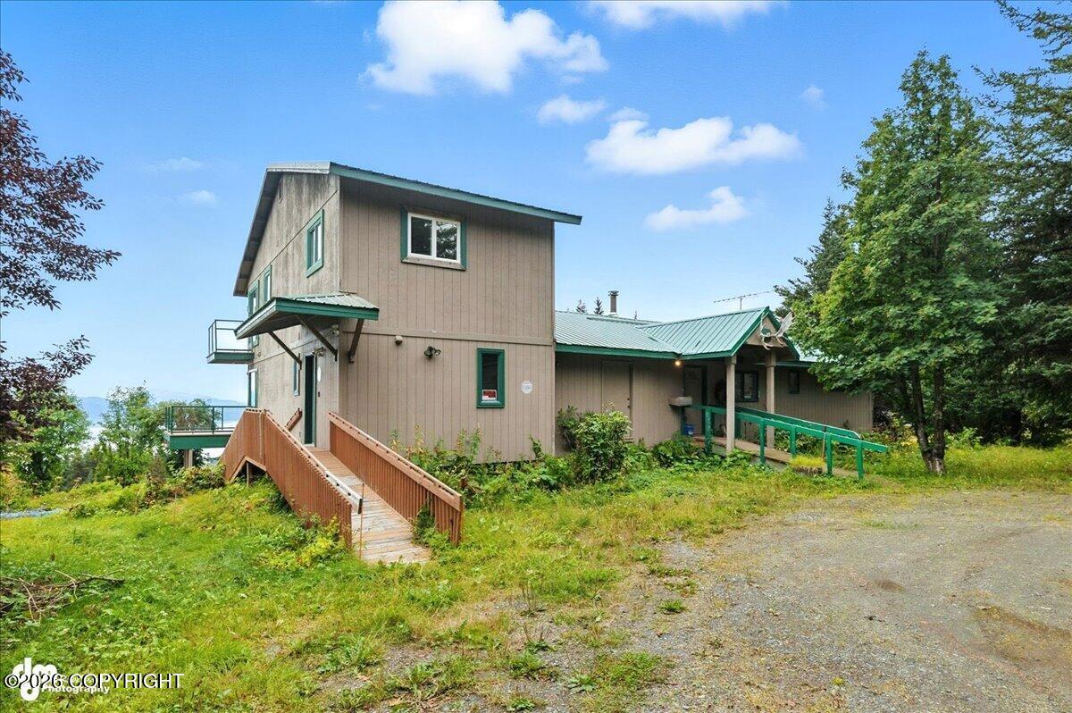 62479 Skyline Drive Property Photo 5