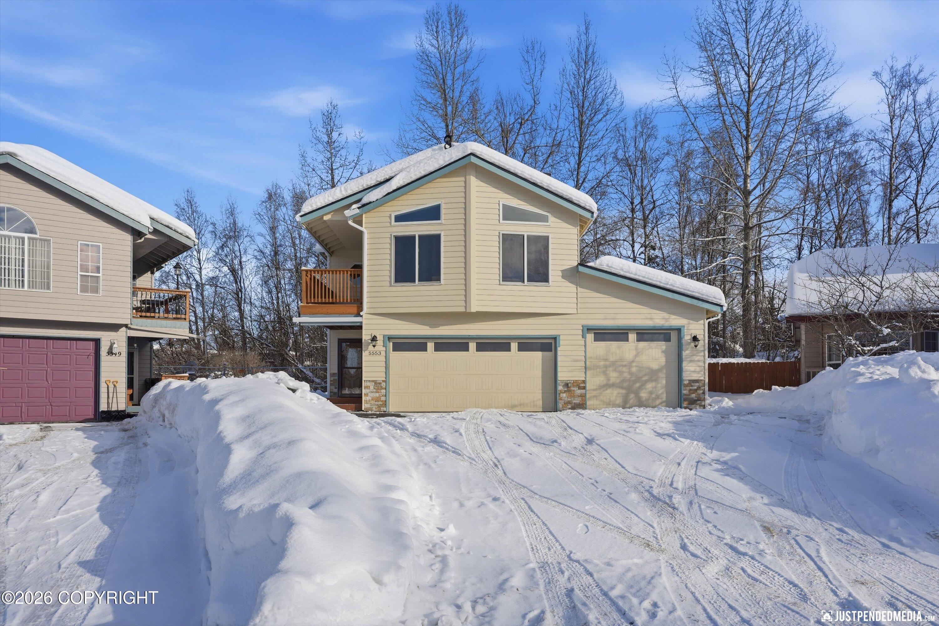 5553 College Meadow Circle Property Photo 2