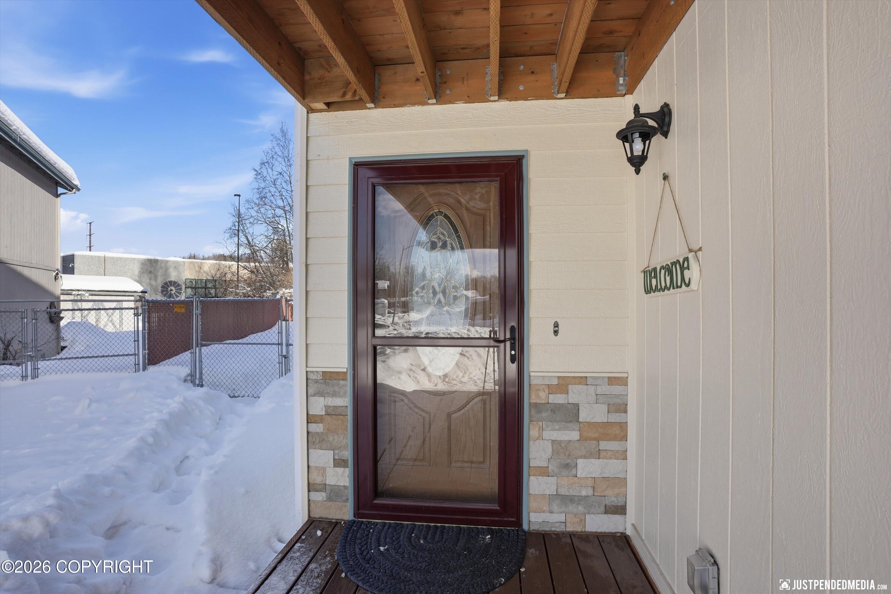 5553 College Meadow Circle Property Photo 4