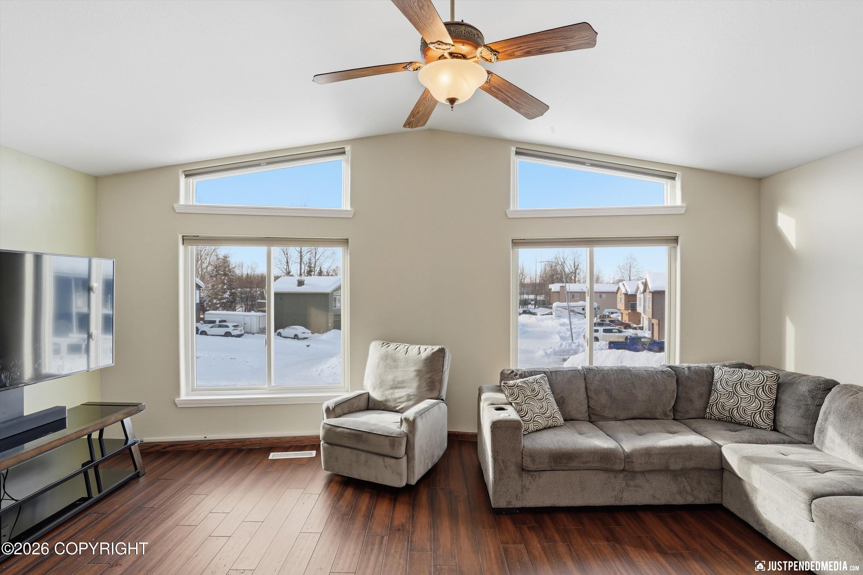 5553 College Meadow Circle Property Photo 8