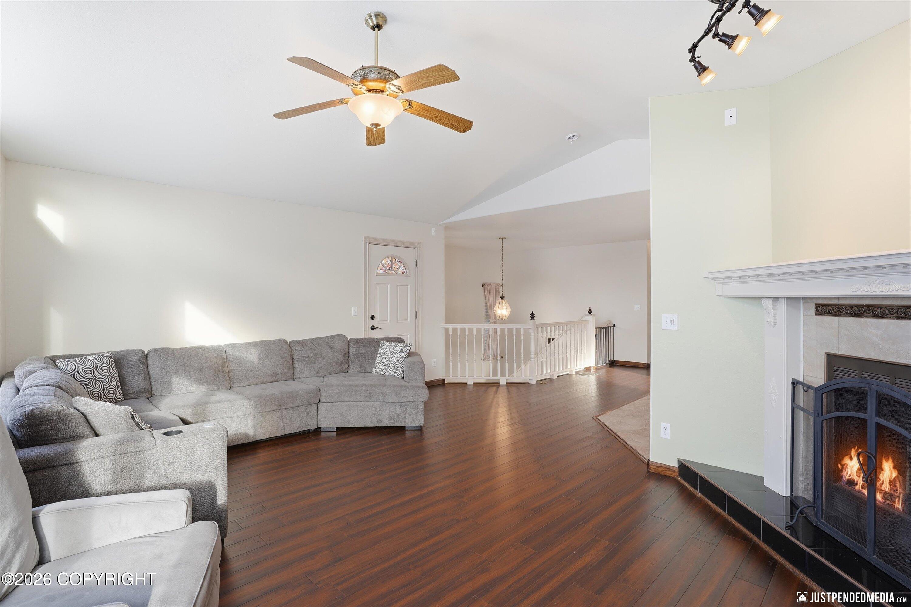 5553 College Meadow Circle Property Photo 9