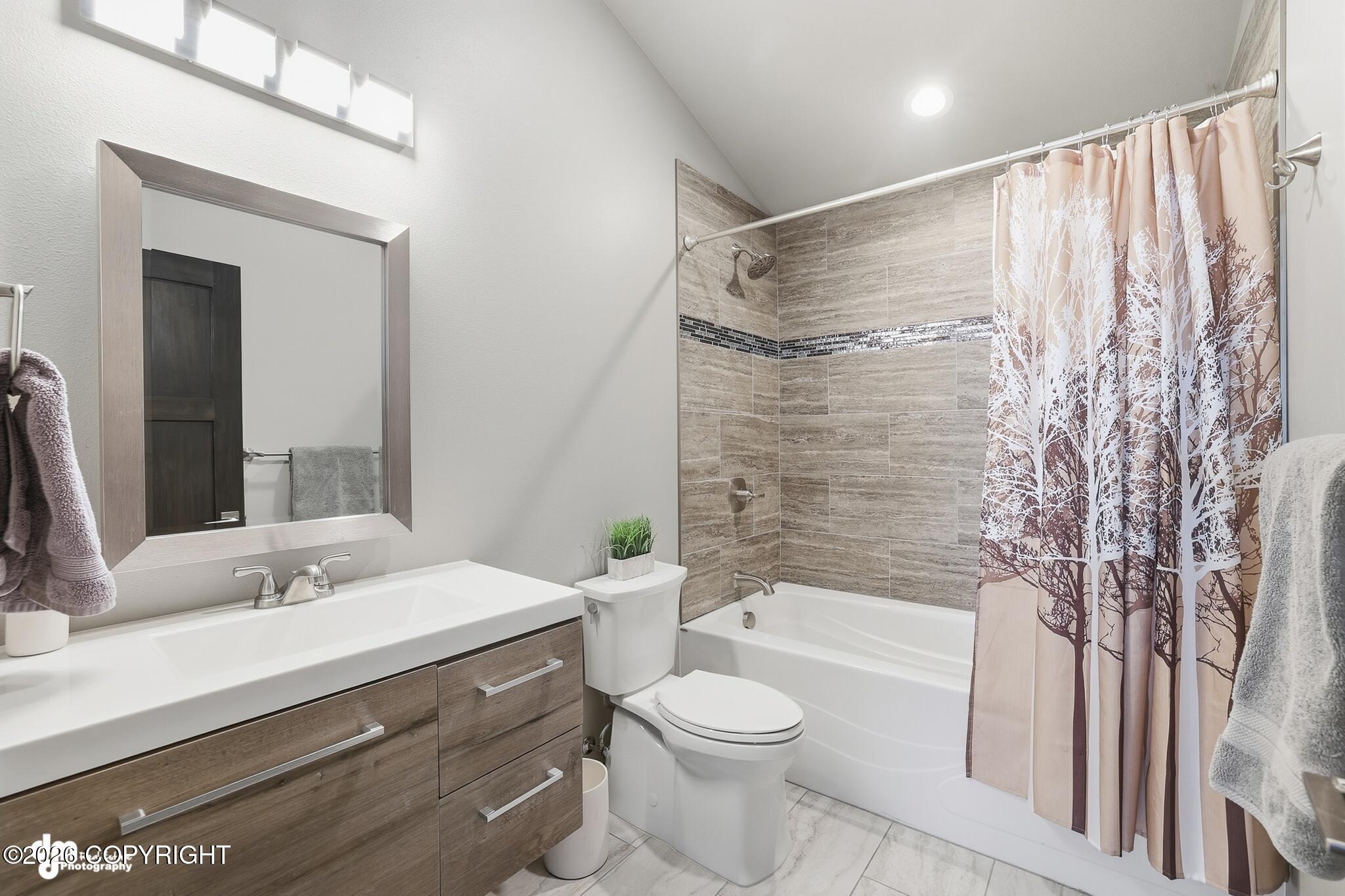 36070 Lakeshore Drive Property Photo 68