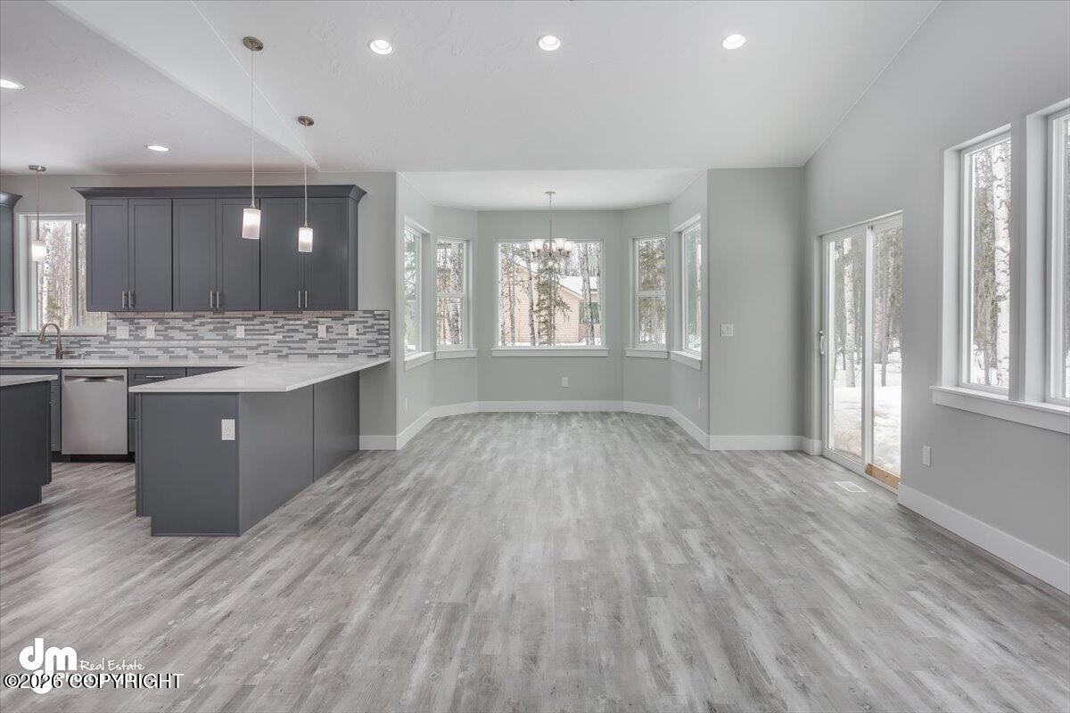 4751 W Monument Circle Property Photo 8