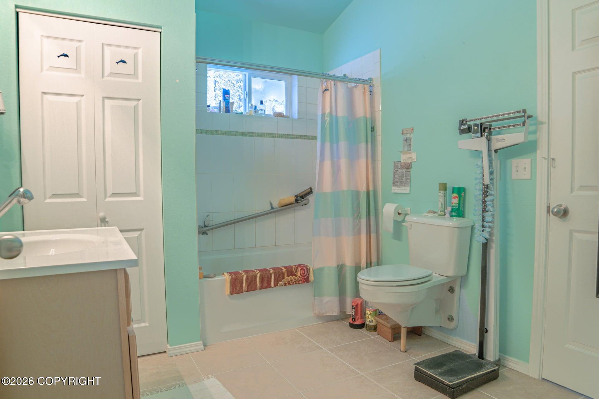 8030 S Kuster Drive Property Photo 22