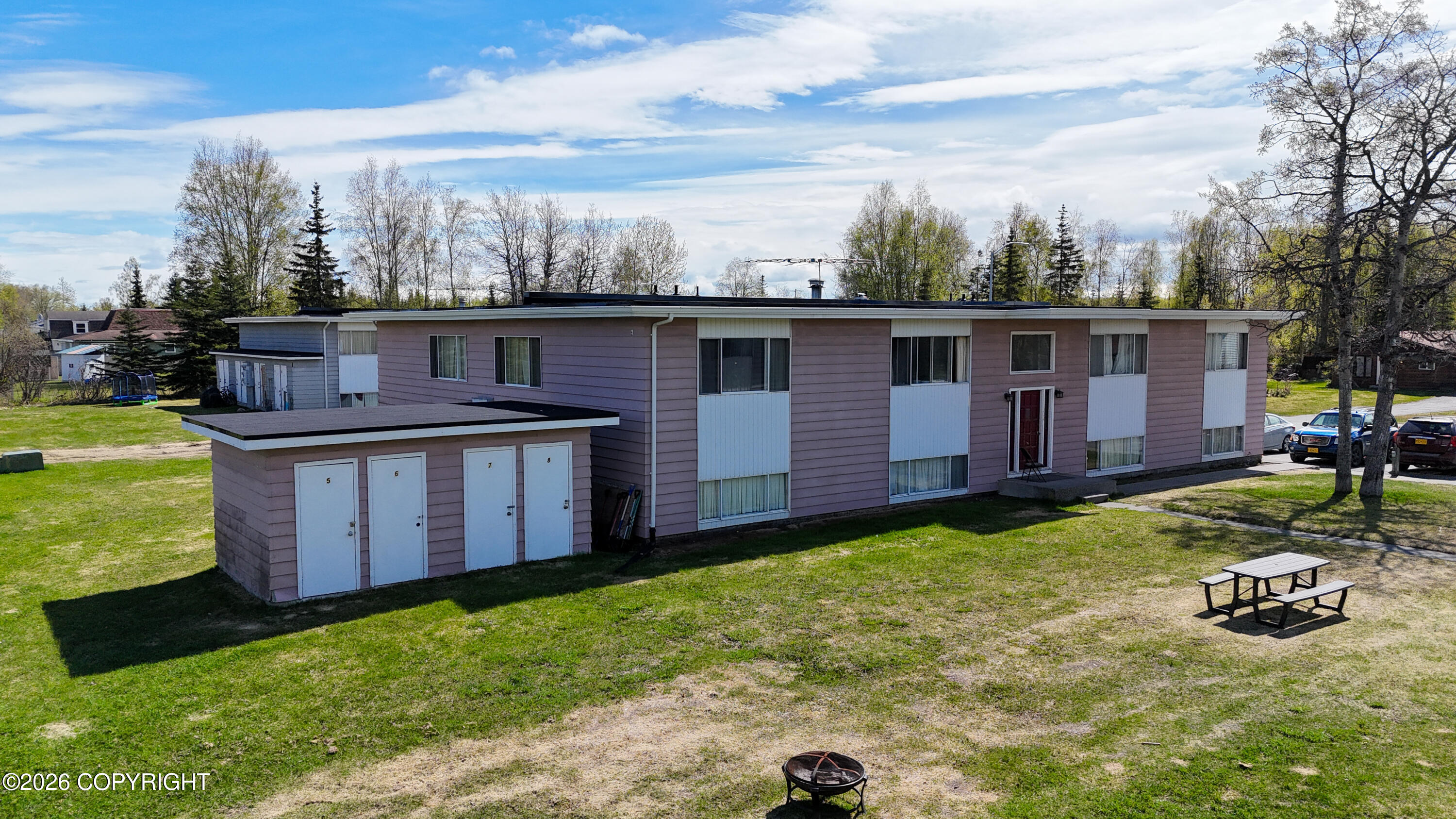 322 W Redoubt Avenue Property Photo 4