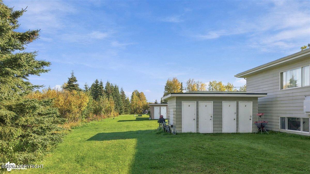 322 W Redoubt Avenue Property Photo 7