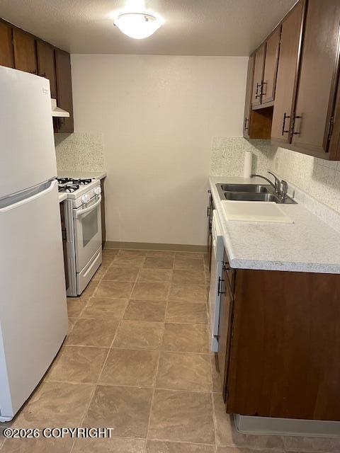 322 W Redoubt Avenue Property Photo 18