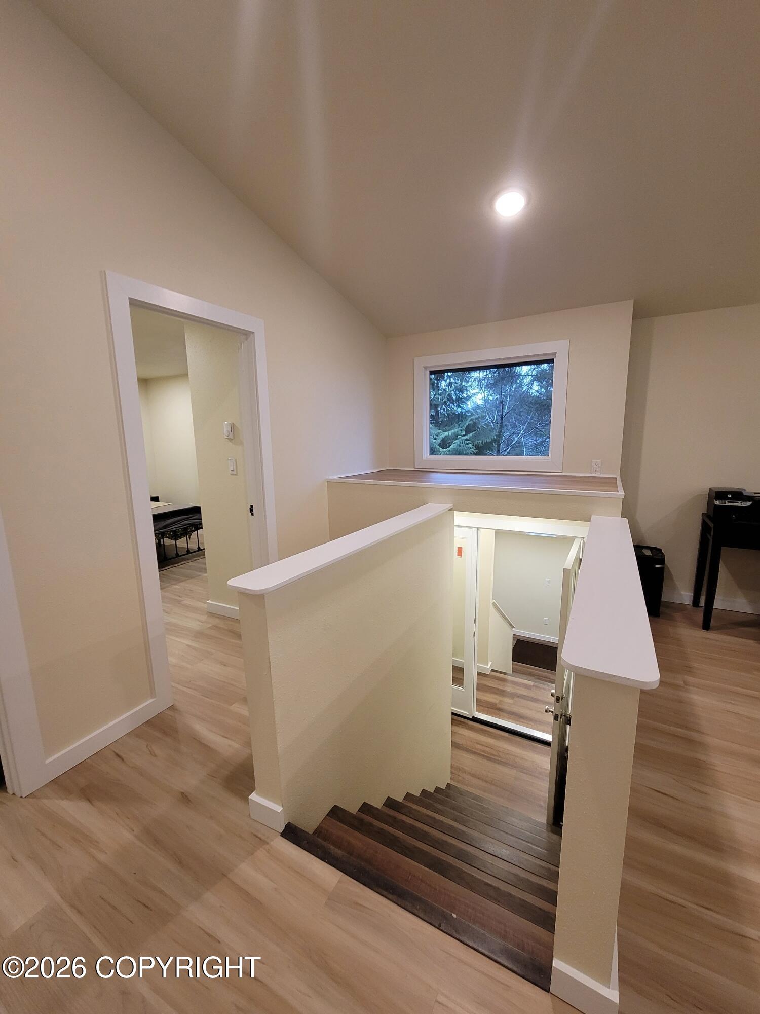 205 Lakeview Drive Property Photo 8