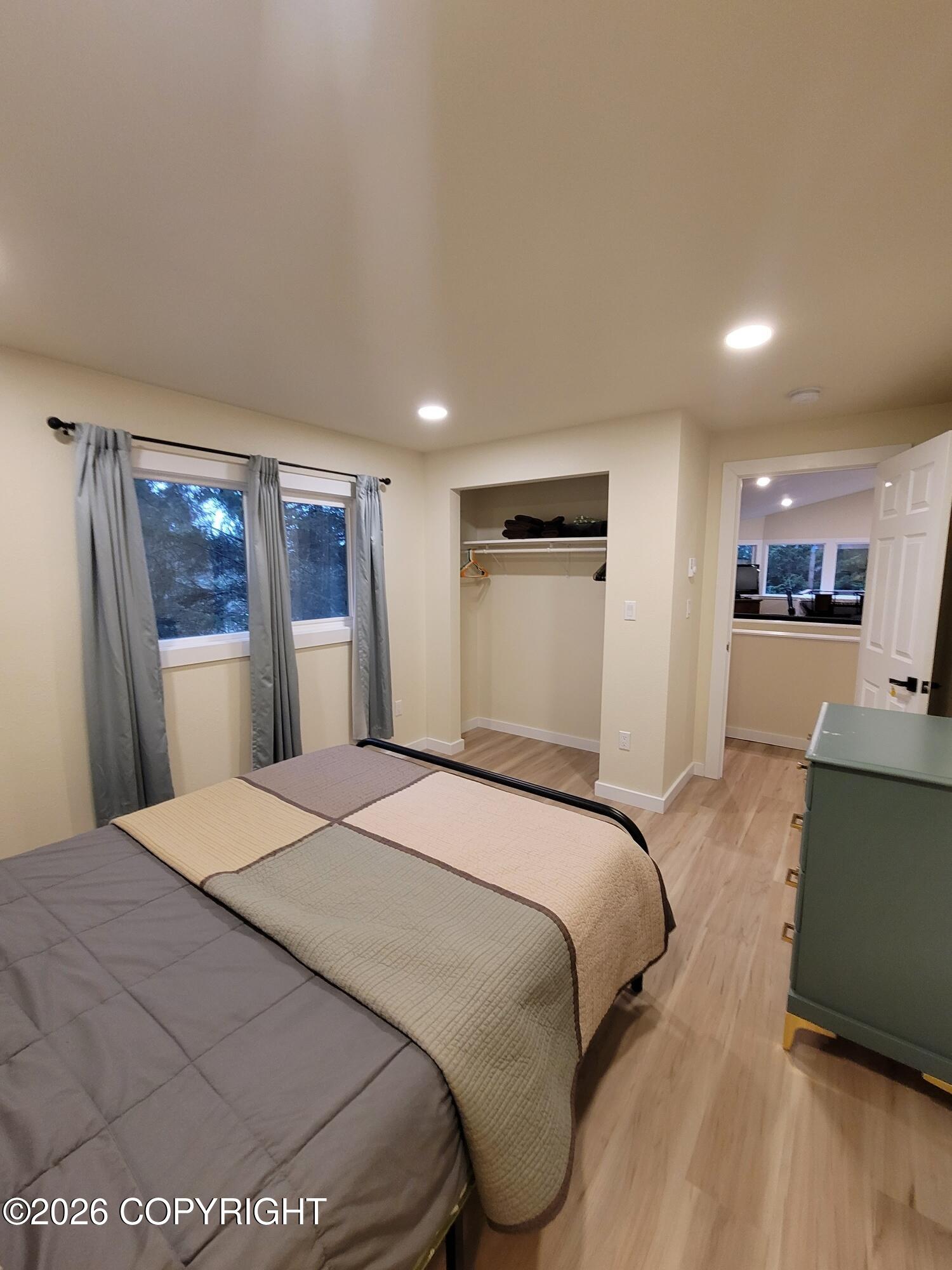 205 Lakeview Drive Property Photo 10
