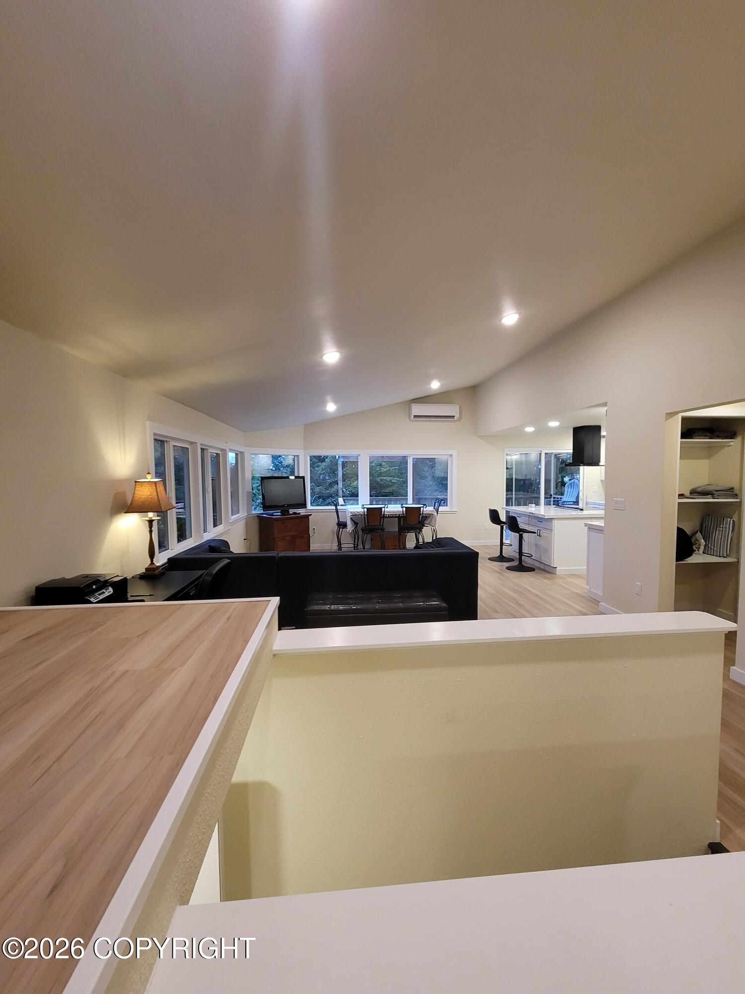 205 Lakeview Drive Property Photo 13