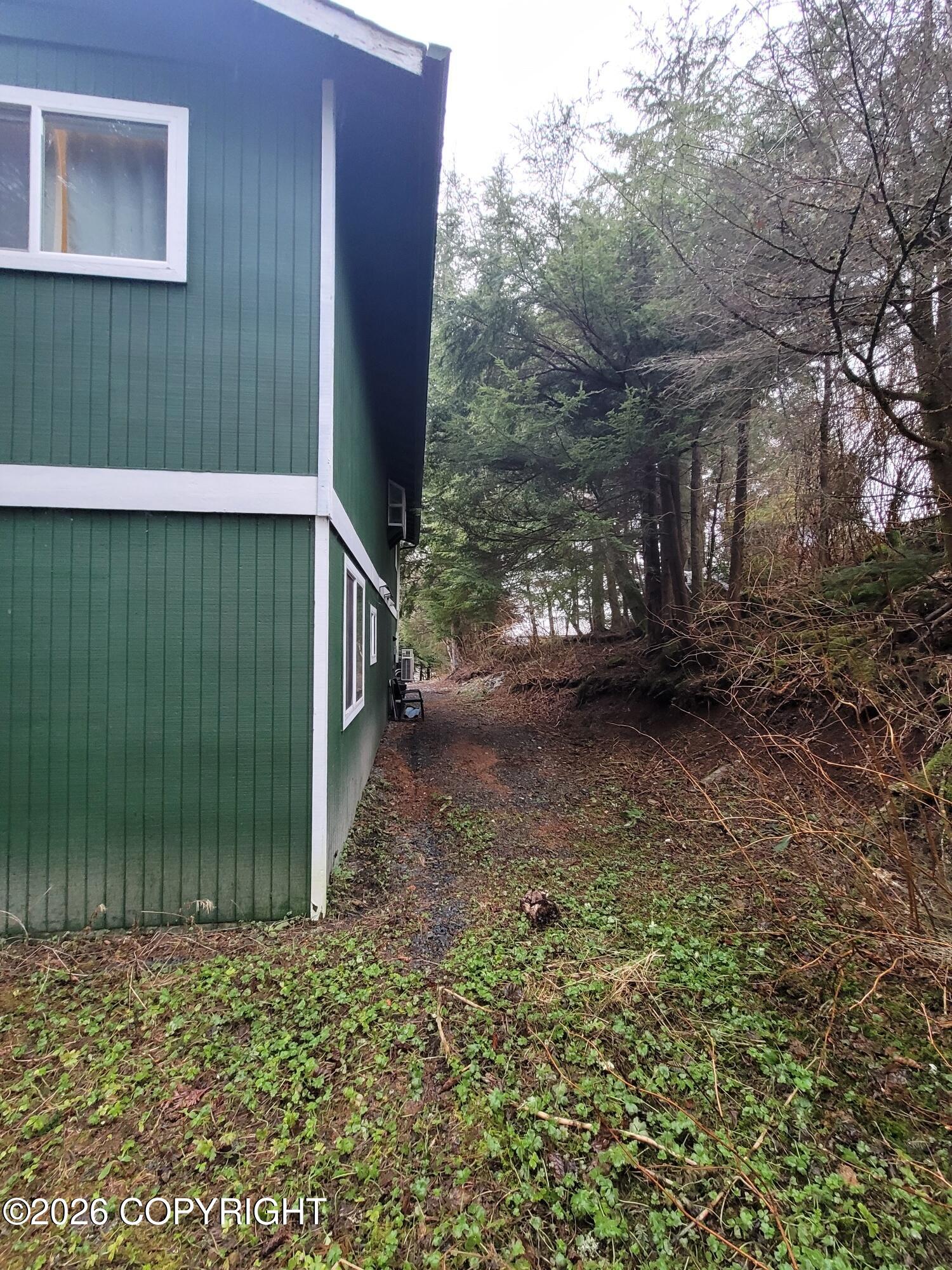 205 Lakeview Drive Property Photo 53