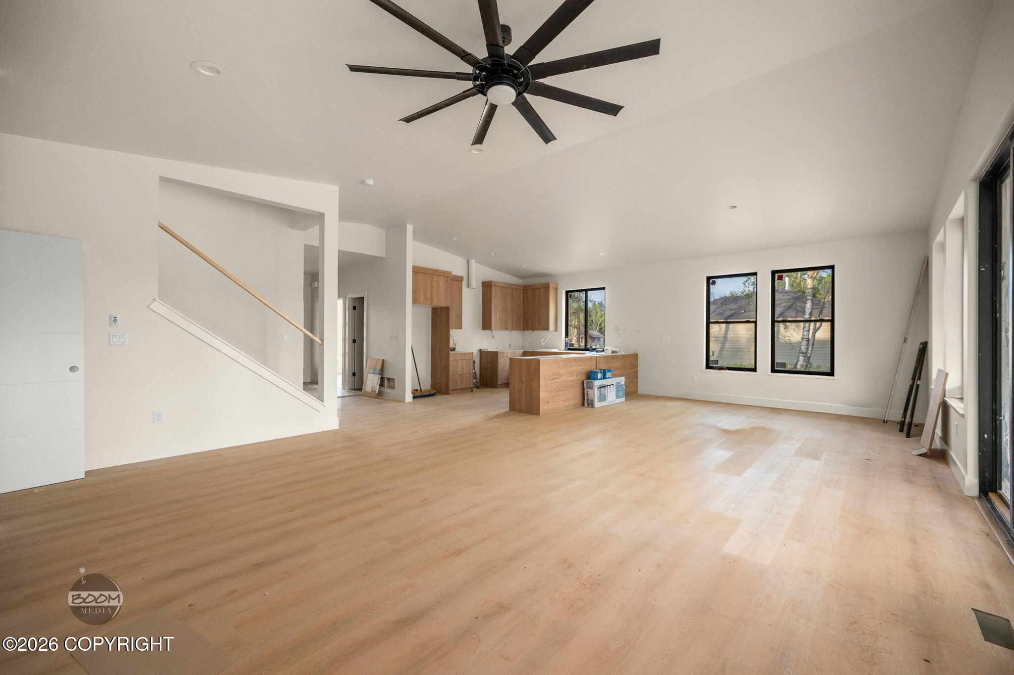 2030 W Cameron Drive Property Photo 6