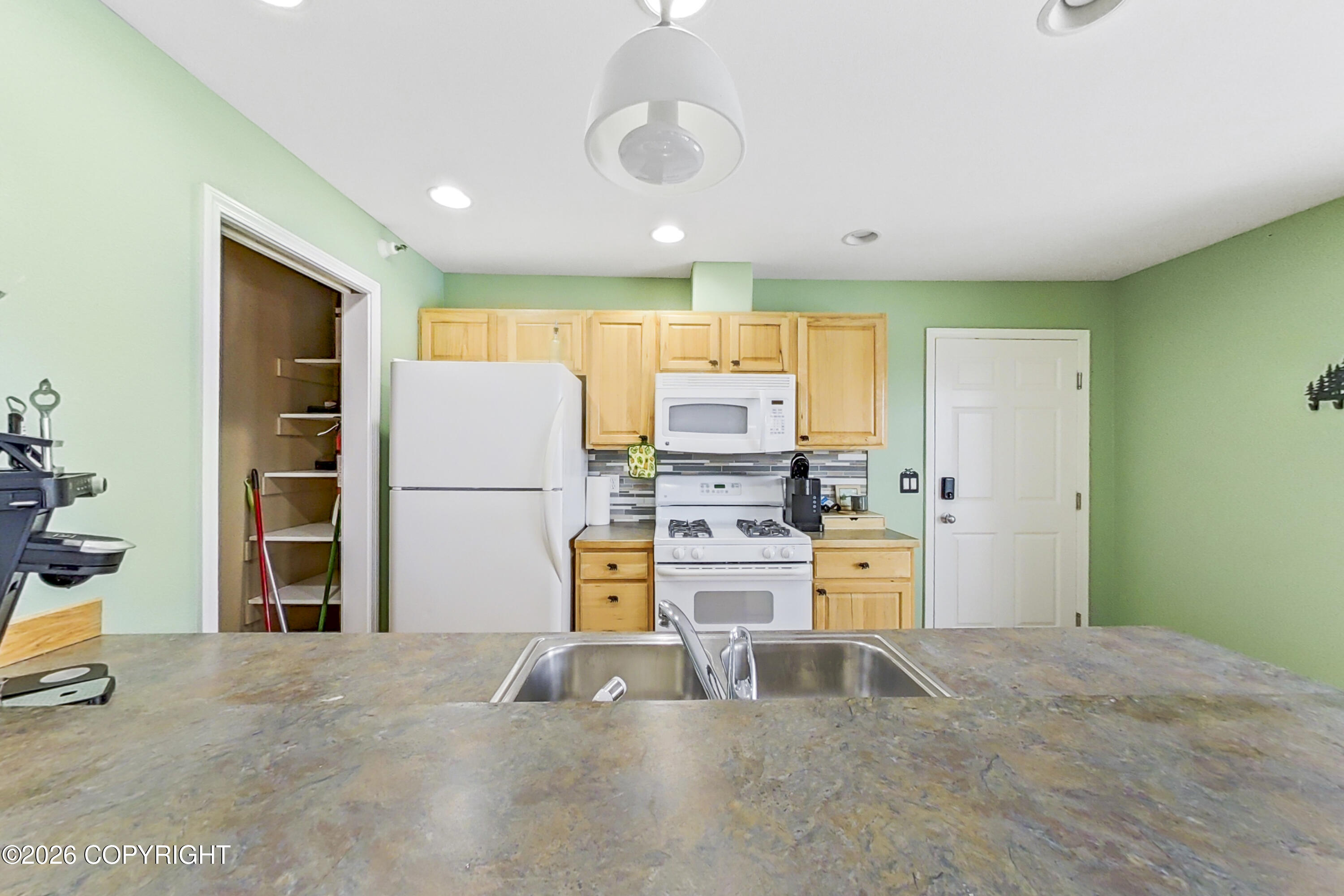 540 Eyak Drive Property Photo 10