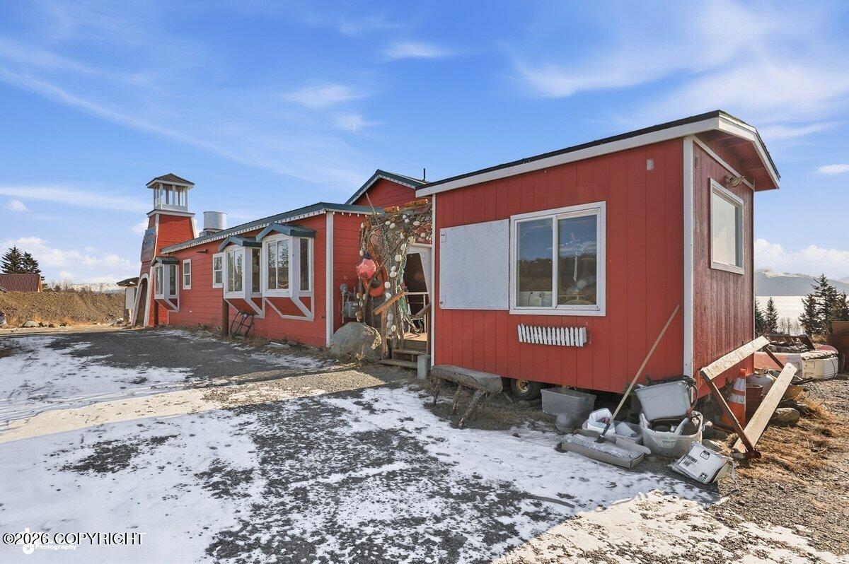 725 Sterling Highway Property Photo 7