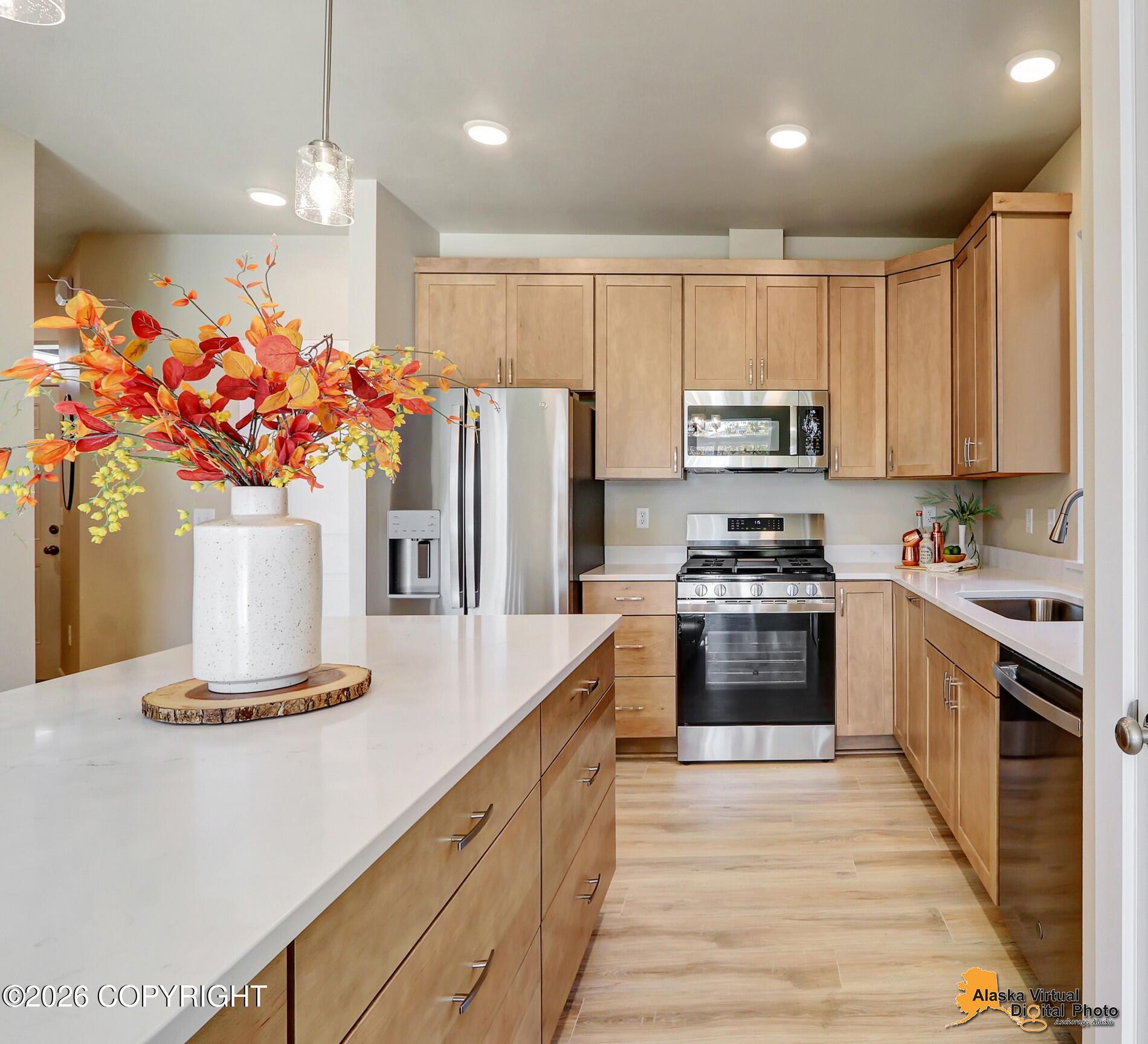 5982 Takotna Loop Property Photo 4