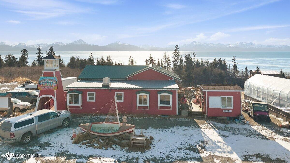 725 Sterling Highway Property Photo 5