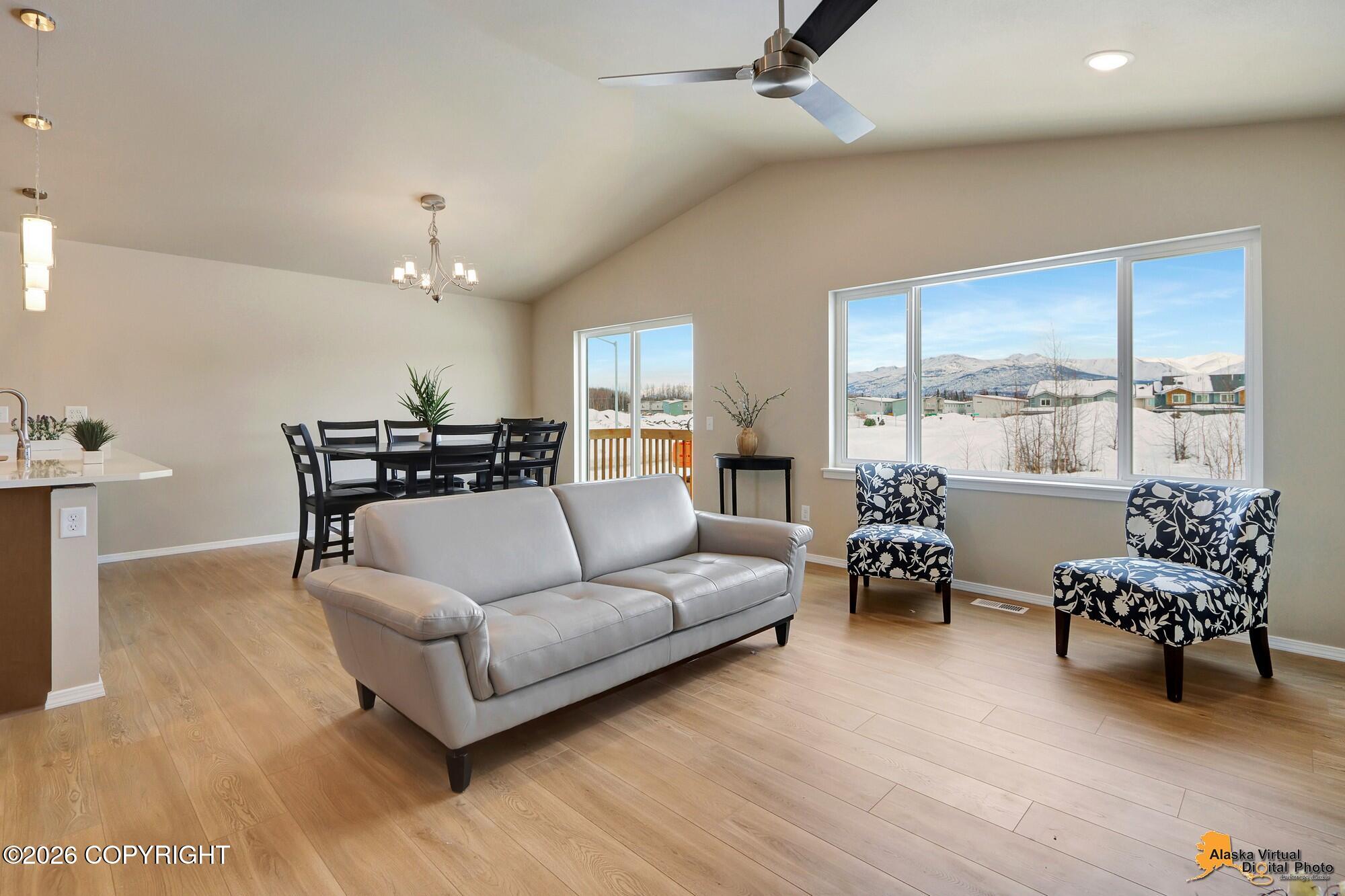 5990 Takotna Loop Property Photo 4