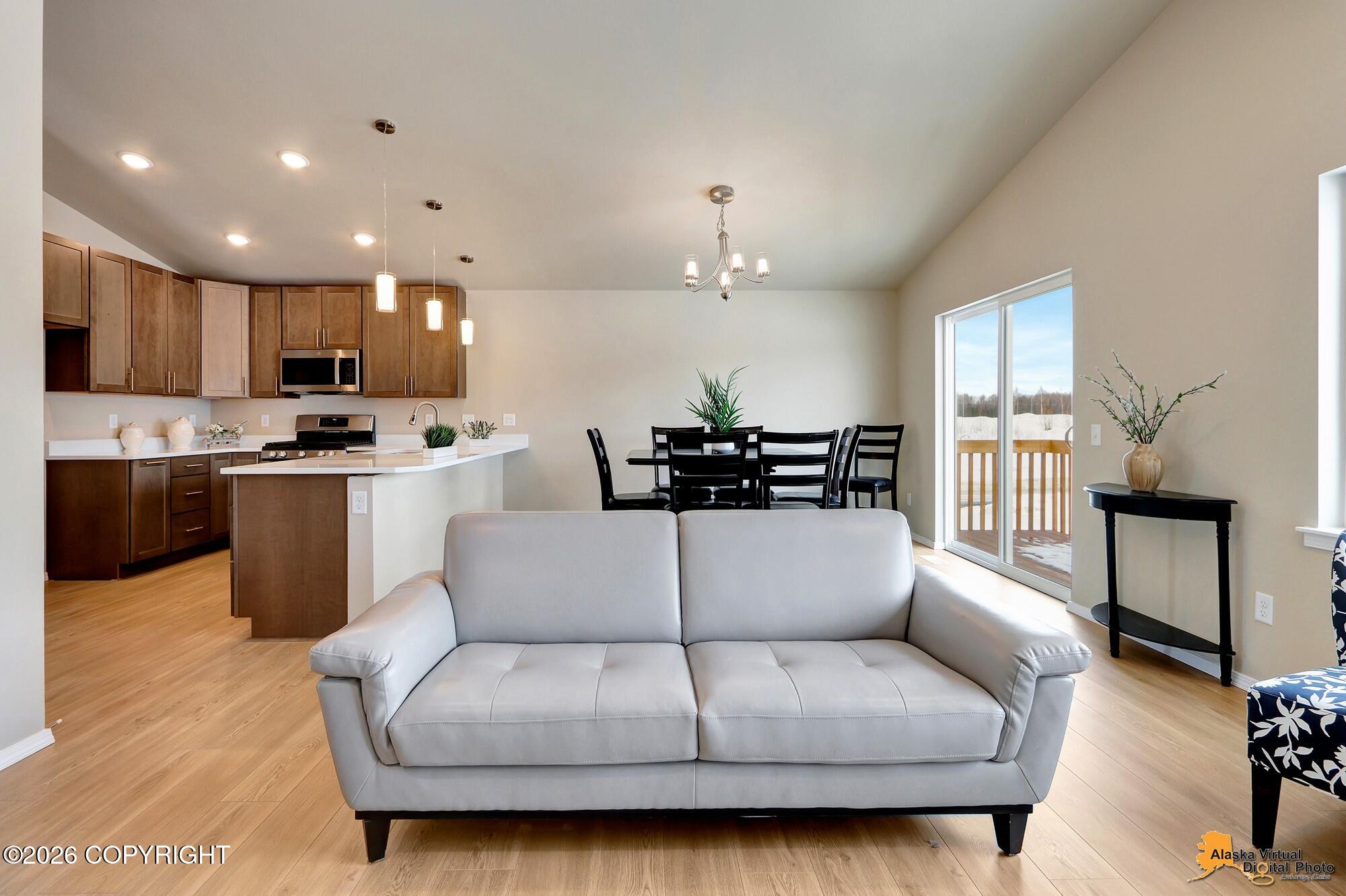 5990 Takotna Loop Property Photo 8