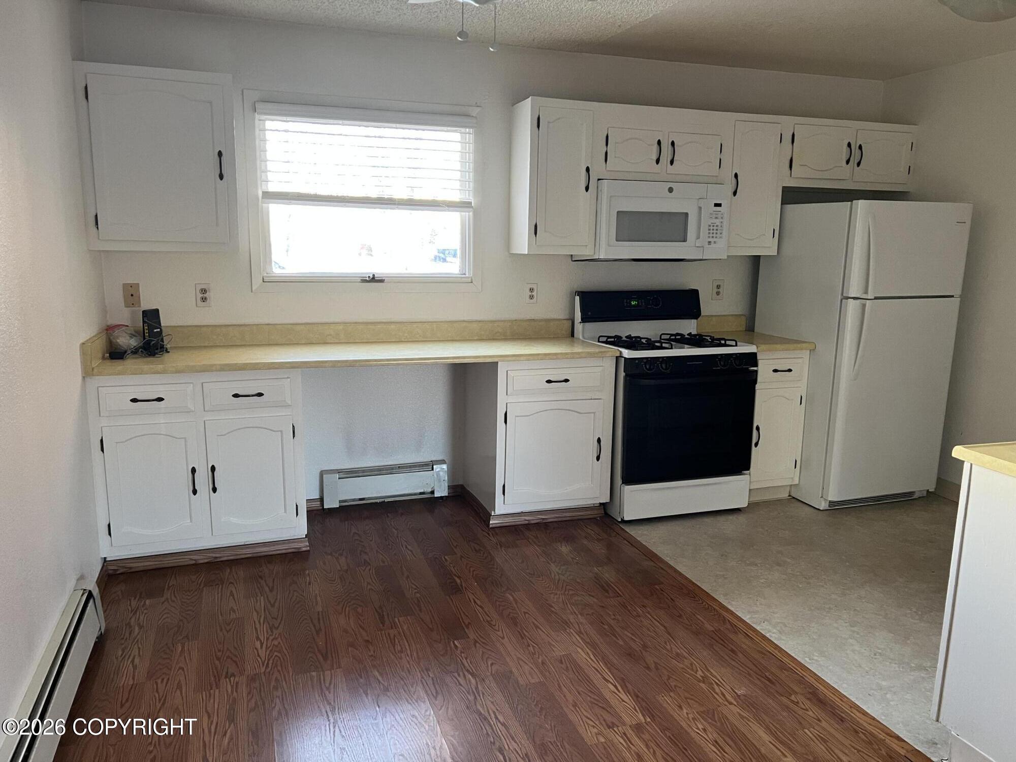 1541 State Street #b-3 Property Photo 8