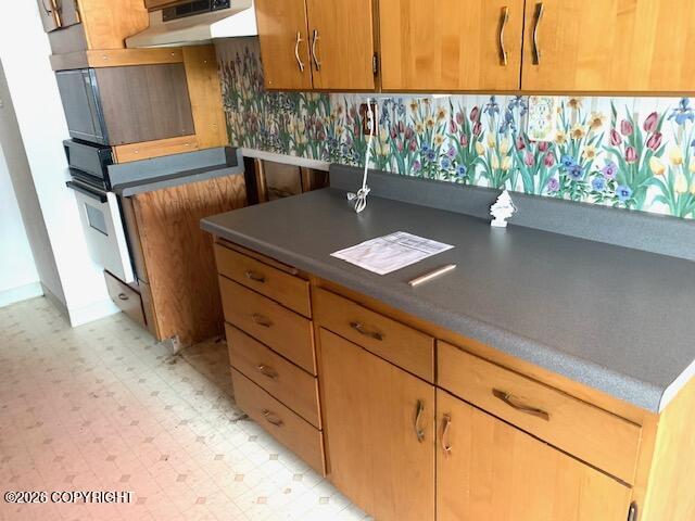 1200 Southampton Drive Property Photo 8