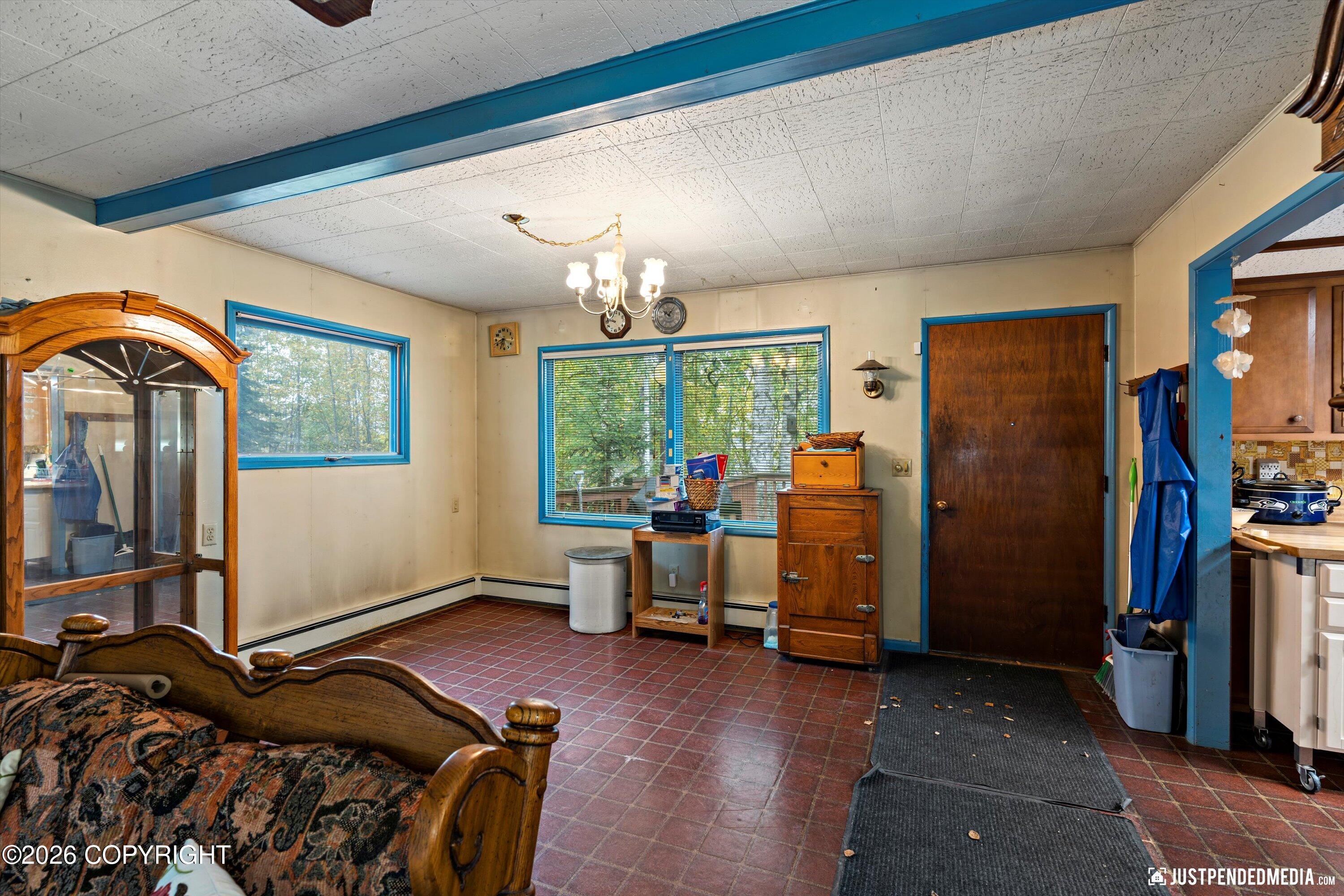 12121 Horseshoe Drive Property Photo 4