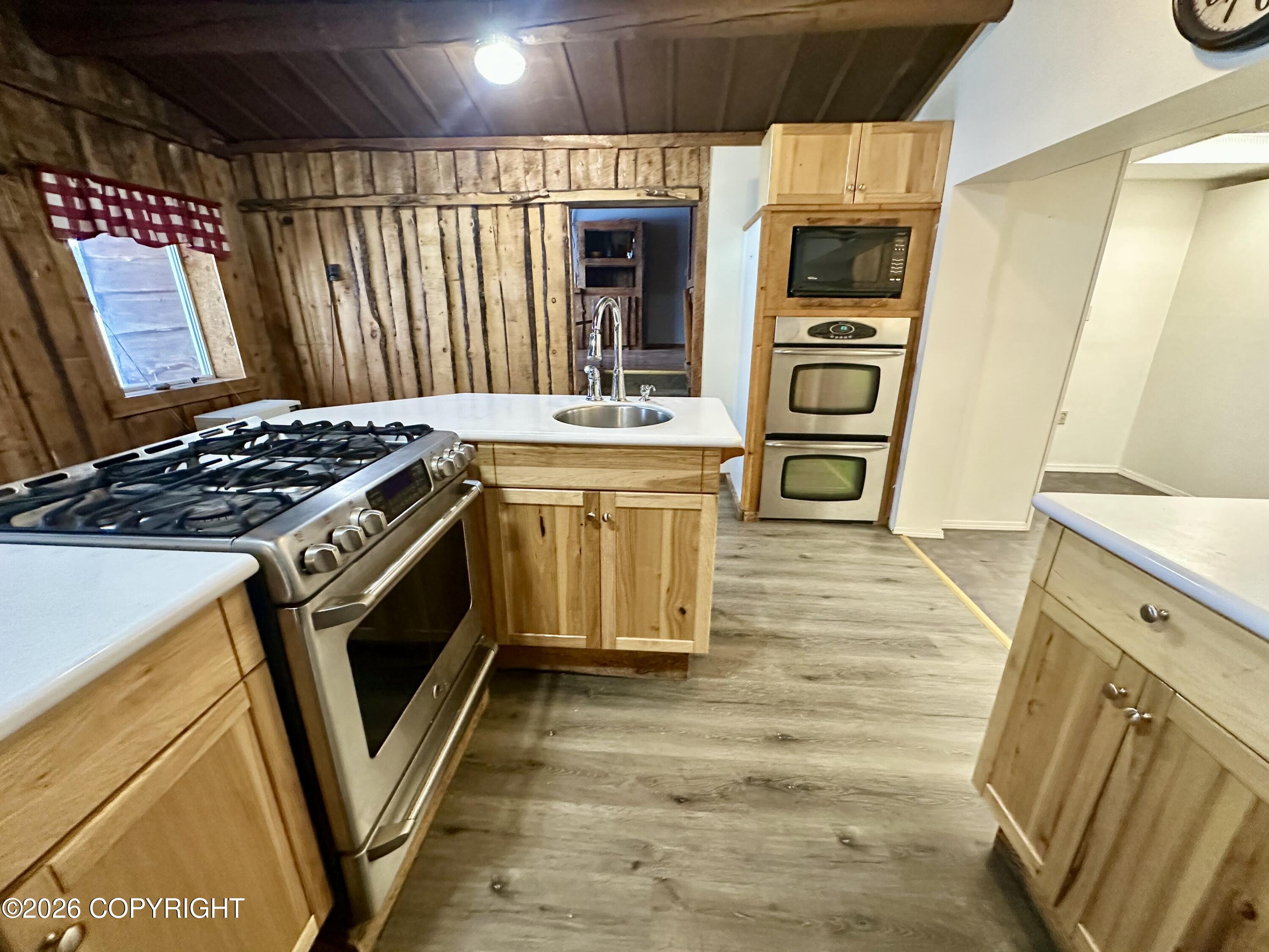 13220 Sterling Highway Property Photo 6
