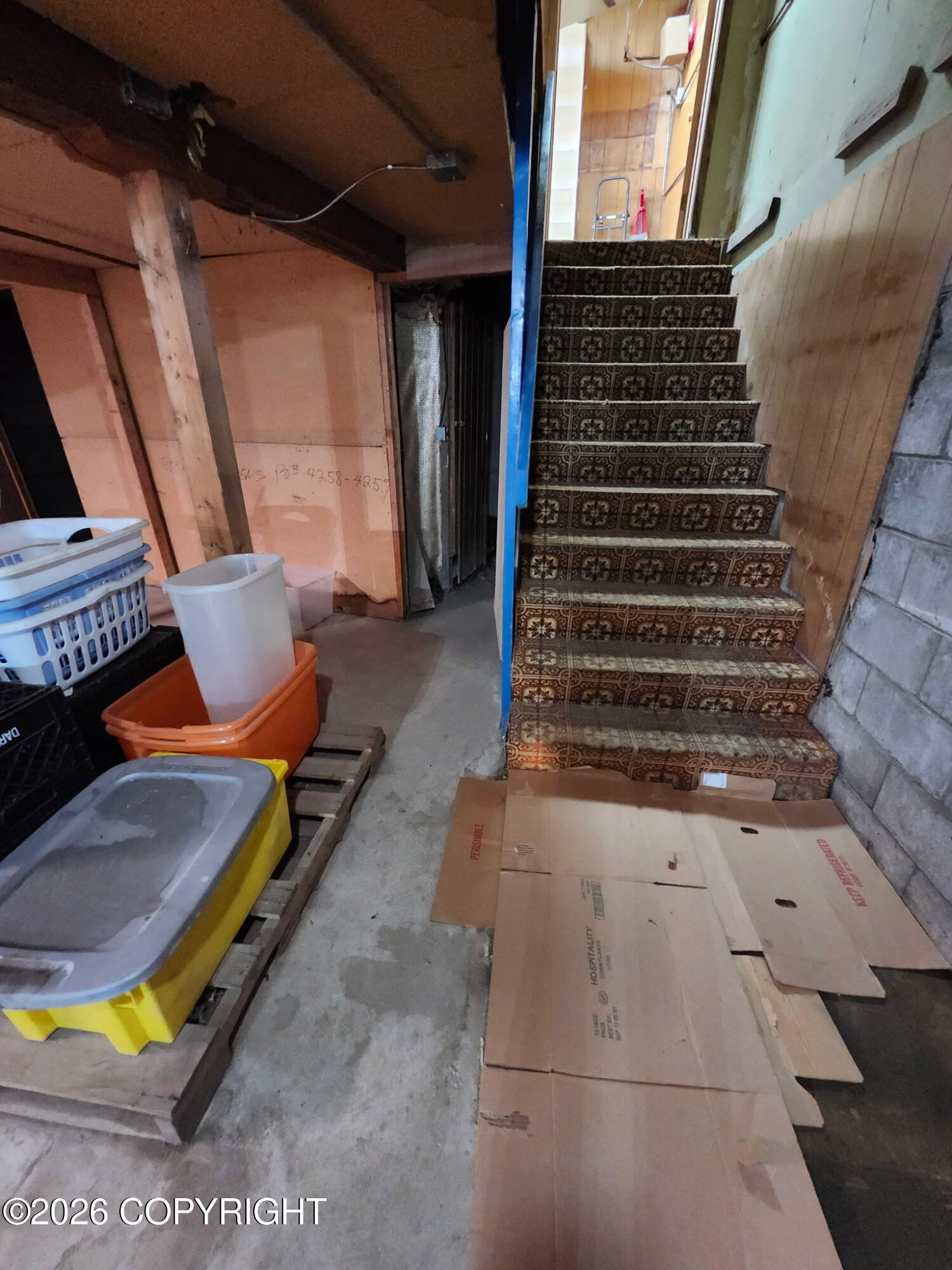 221 S Valley Way Property Photo 17