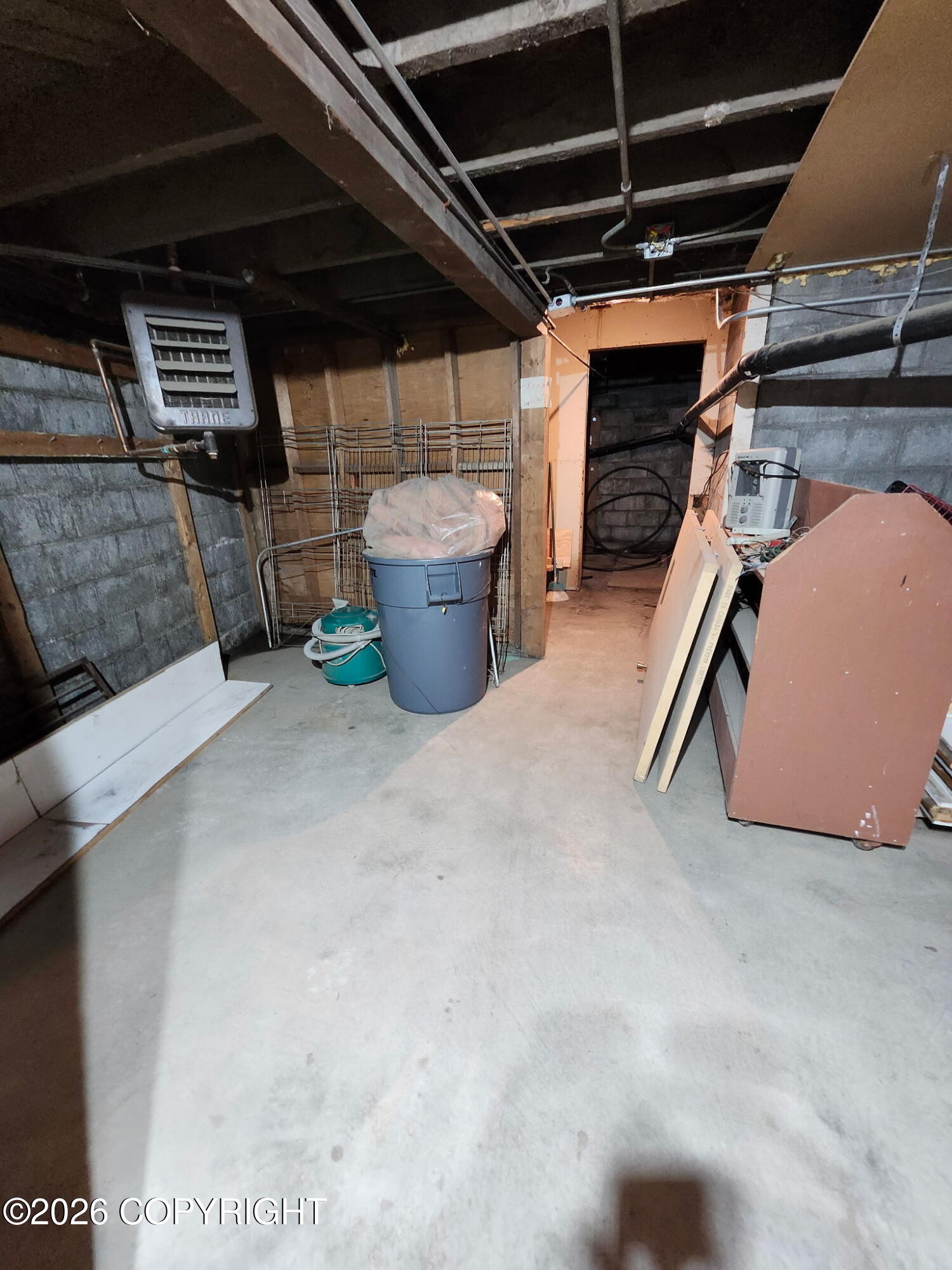221 S Valley Way Property Photo 20