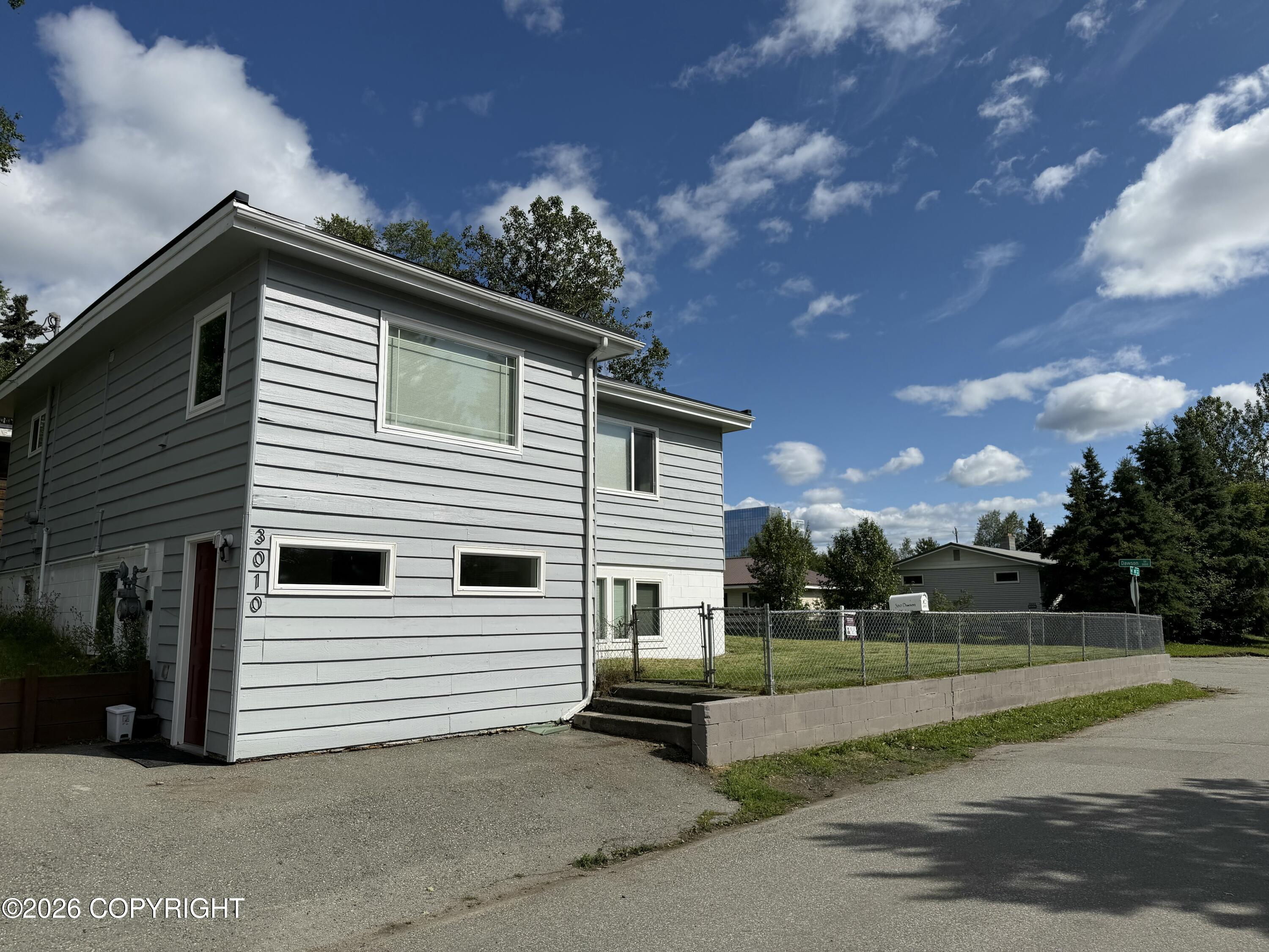 3010 Dawson Street Property Photo 3