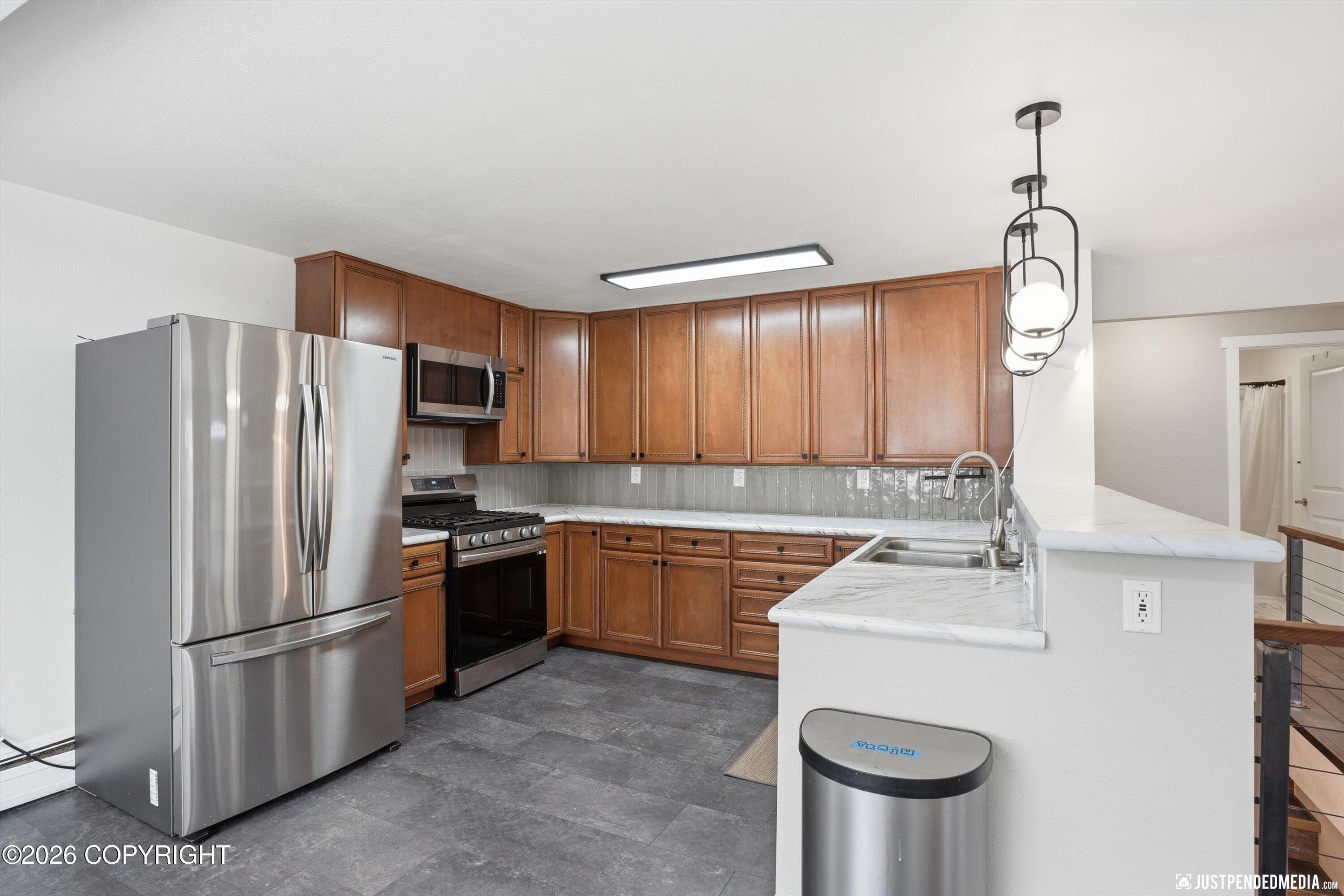 3010 Dawson Street Property Photo 5