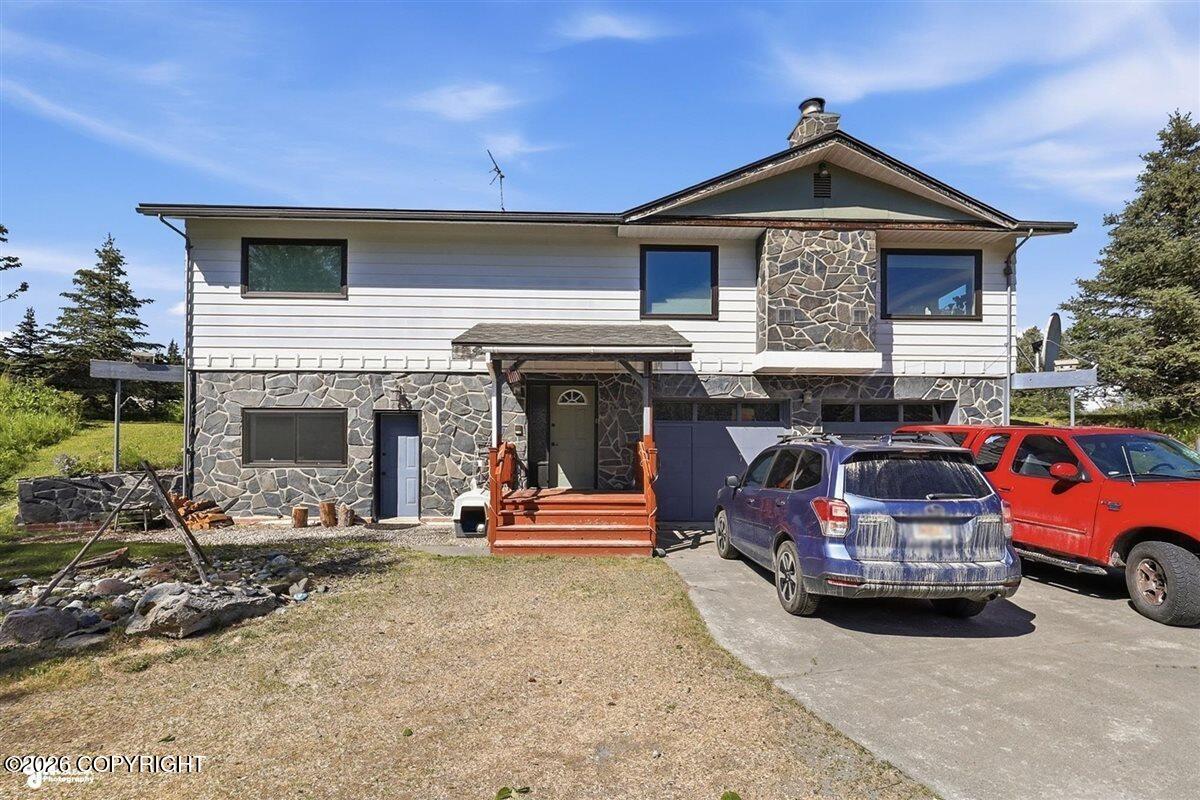 16655 Sterling Highway Property Photo 2