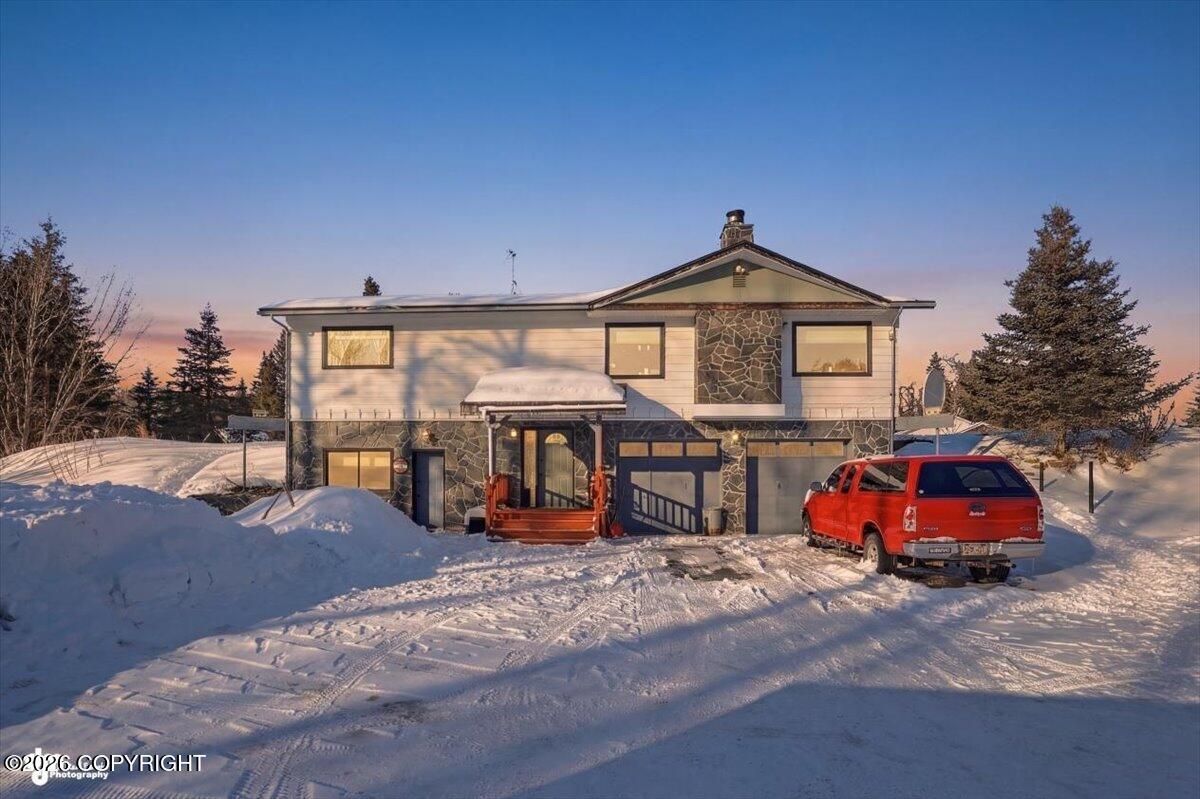 16655 Sterling Highway Property Photo 4