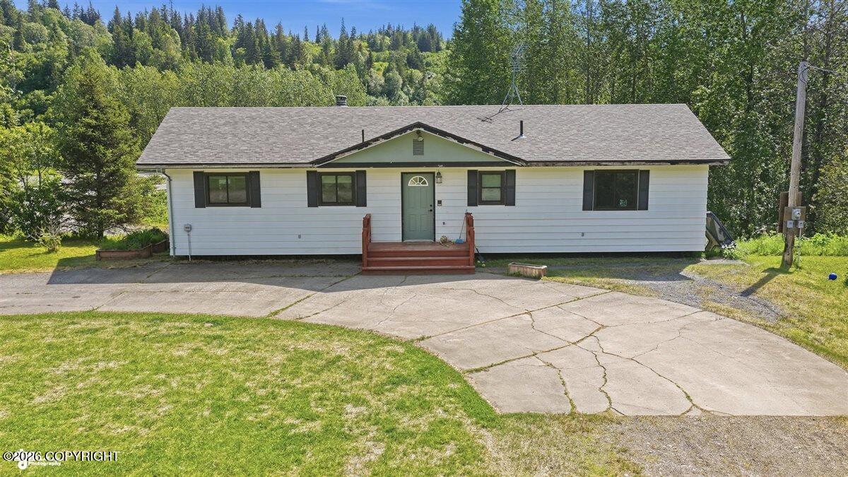 16655 Sterling Highway Property Photo 7