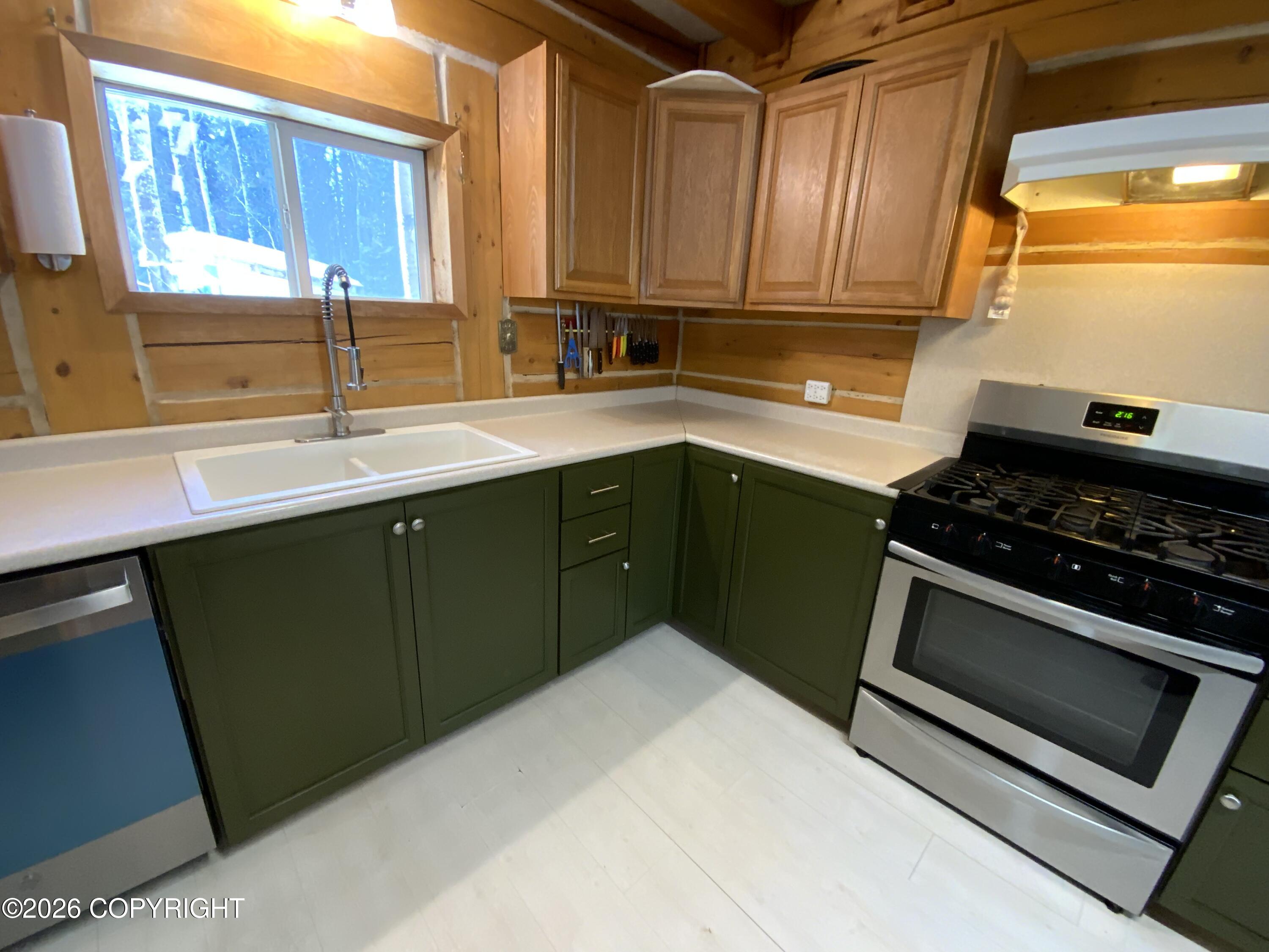 35061 Adell Avenue Property Photo 7