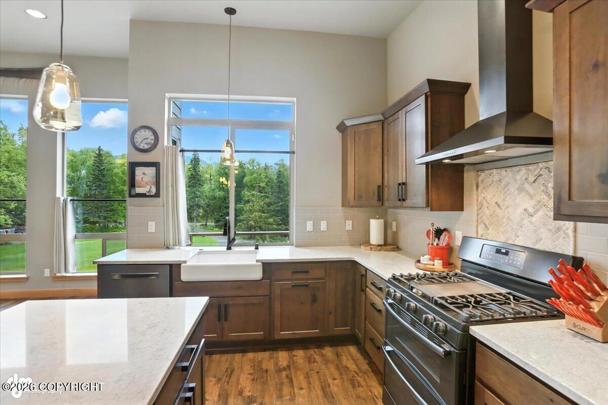 14310 Pickett Street Property Photo 4