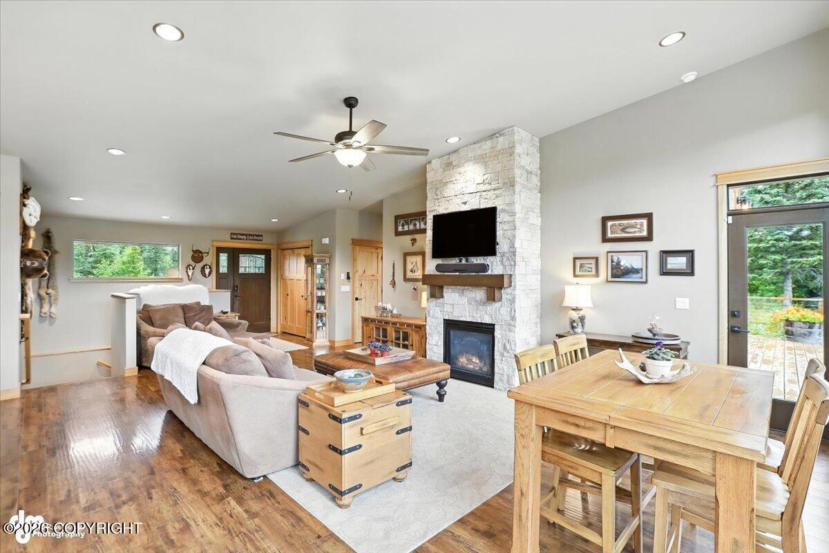 14310 Pickett Street Property Photo 9