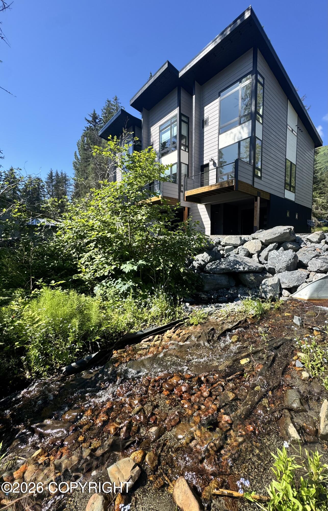 1538 Alyeska Highway #5 Property Photo 1