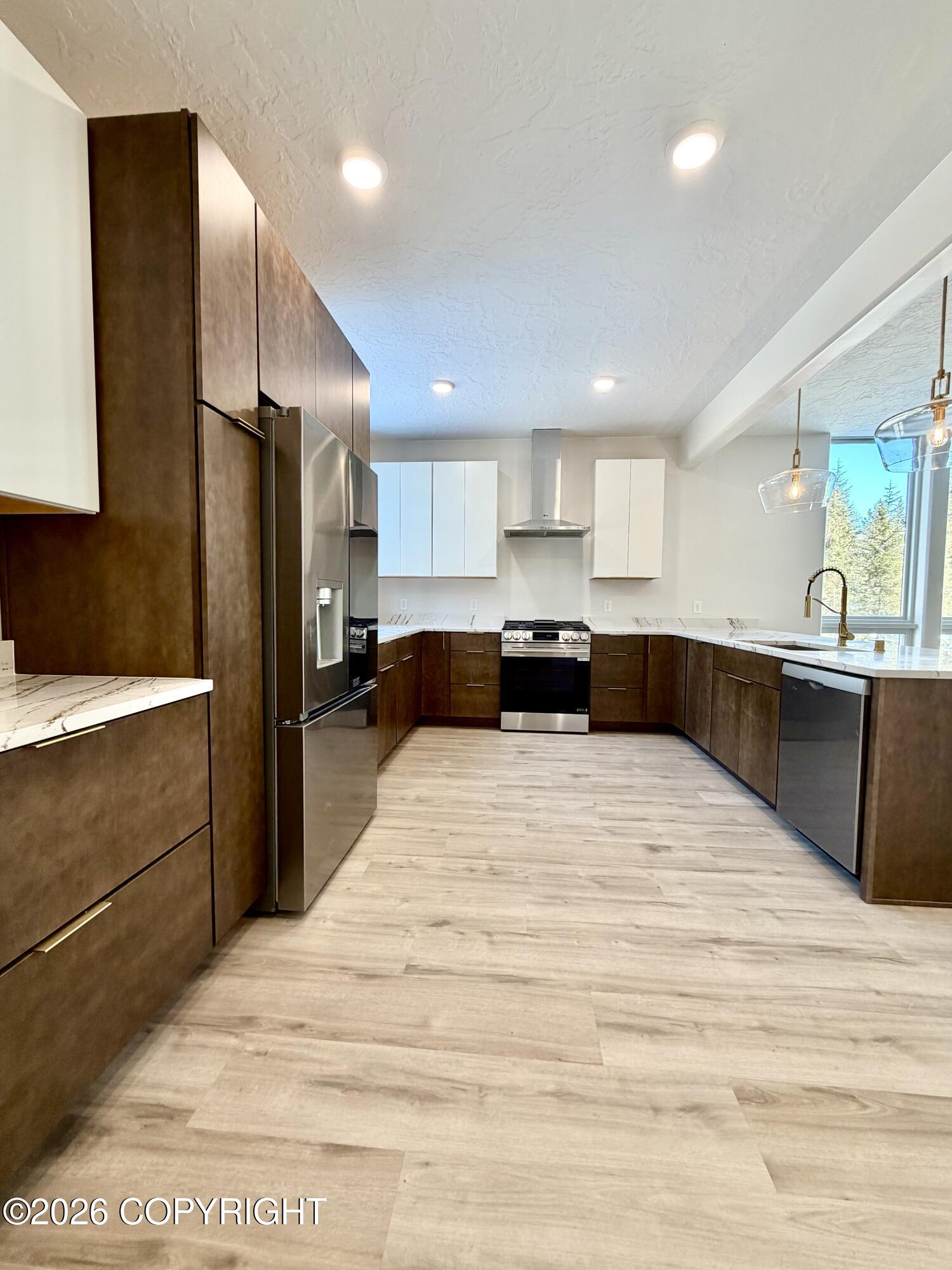 1538 Alyeska Highway #5 Property Photo 10