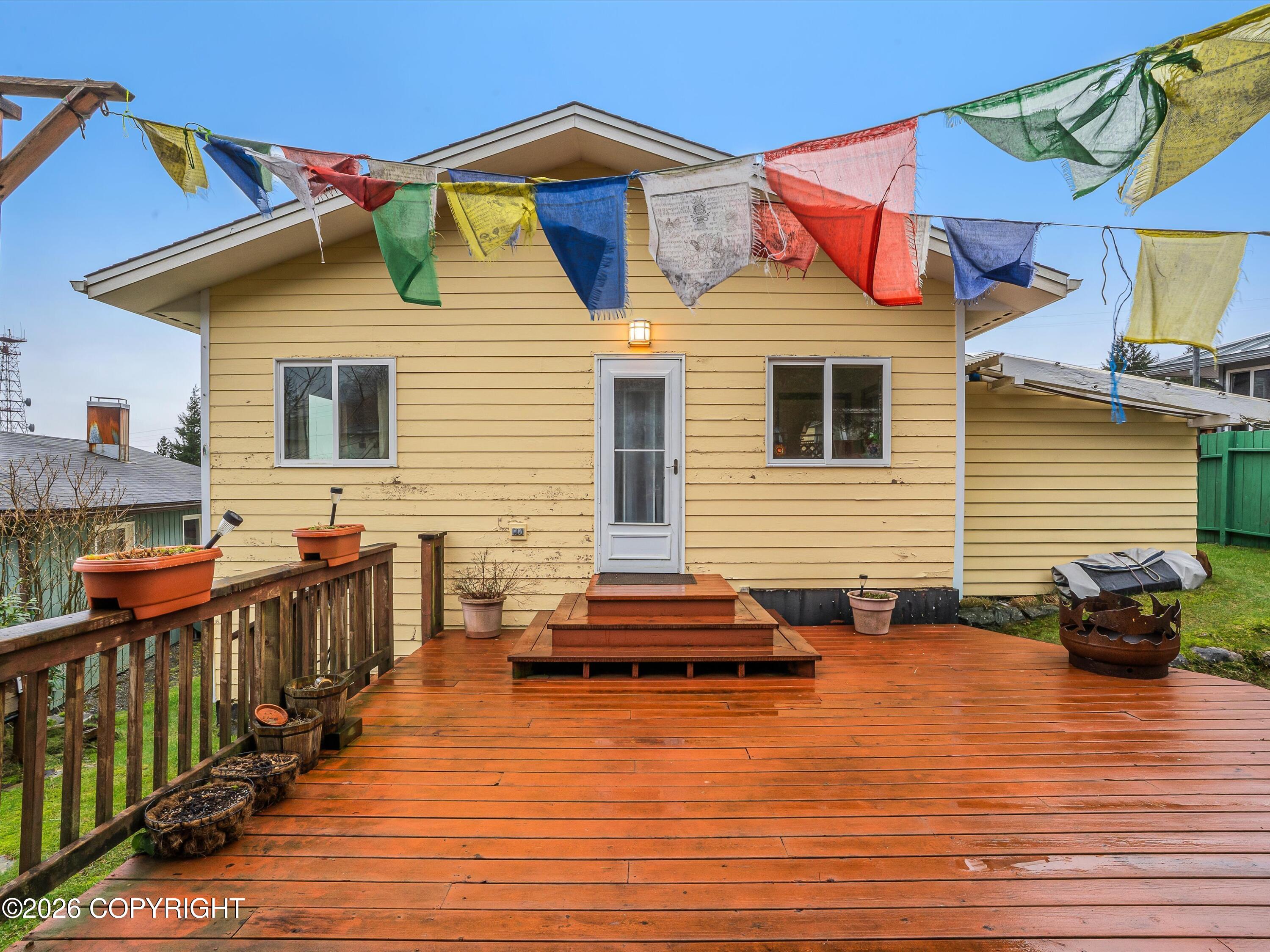 830 Jackson Street Property Photo 5