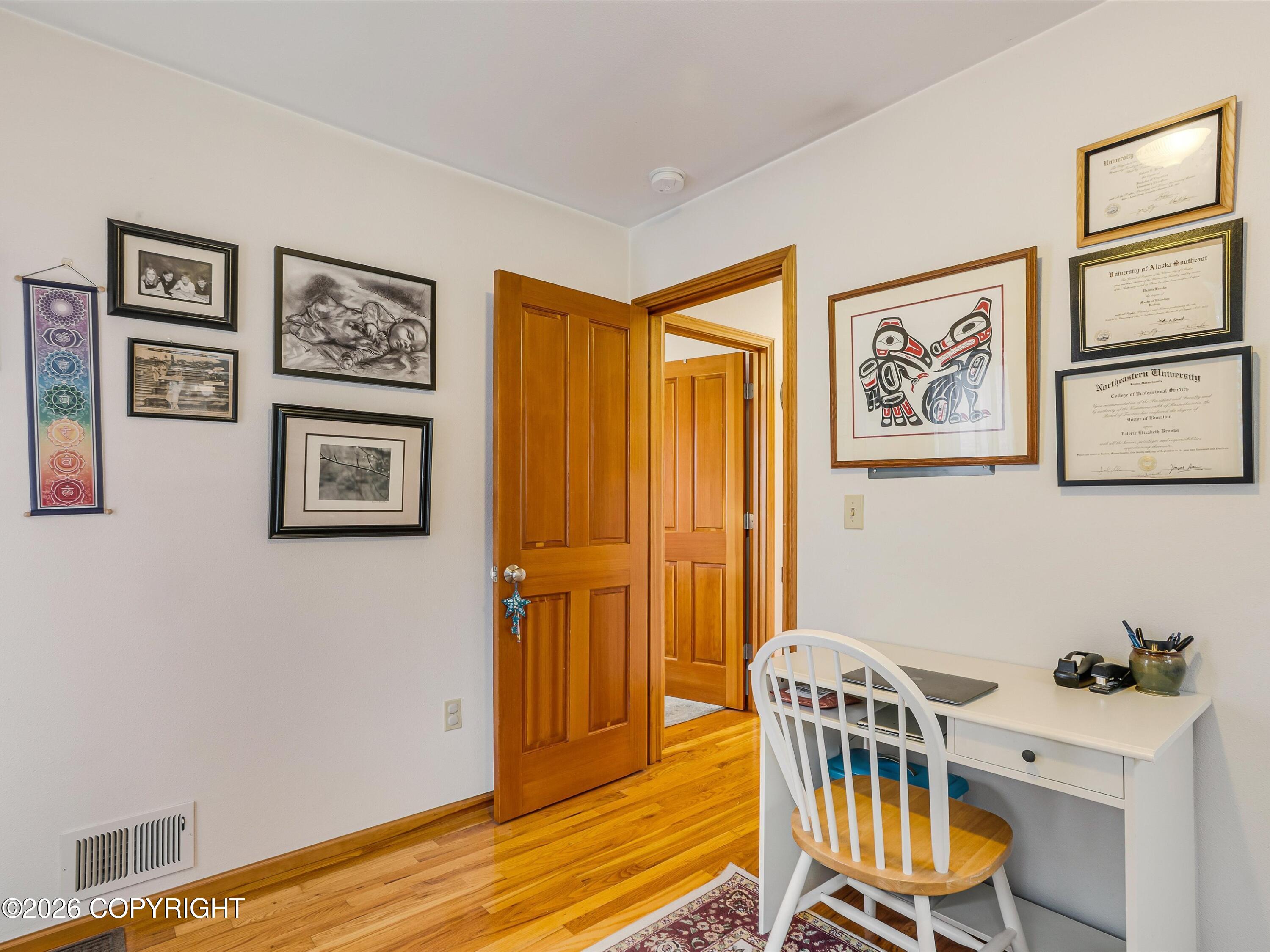 830 Jackson Street Property Photo 21