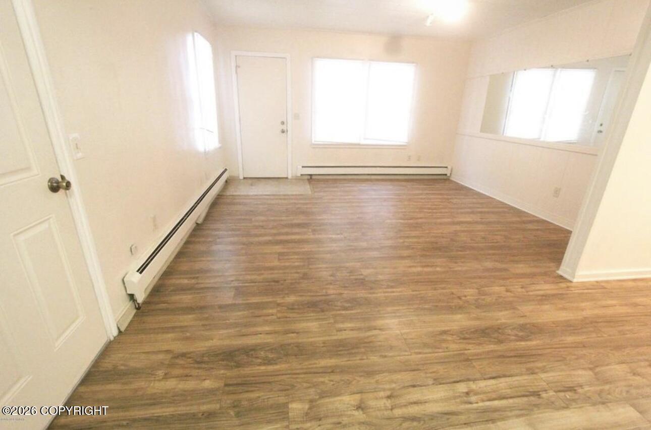 1102 W 29th Place Property Photo 16