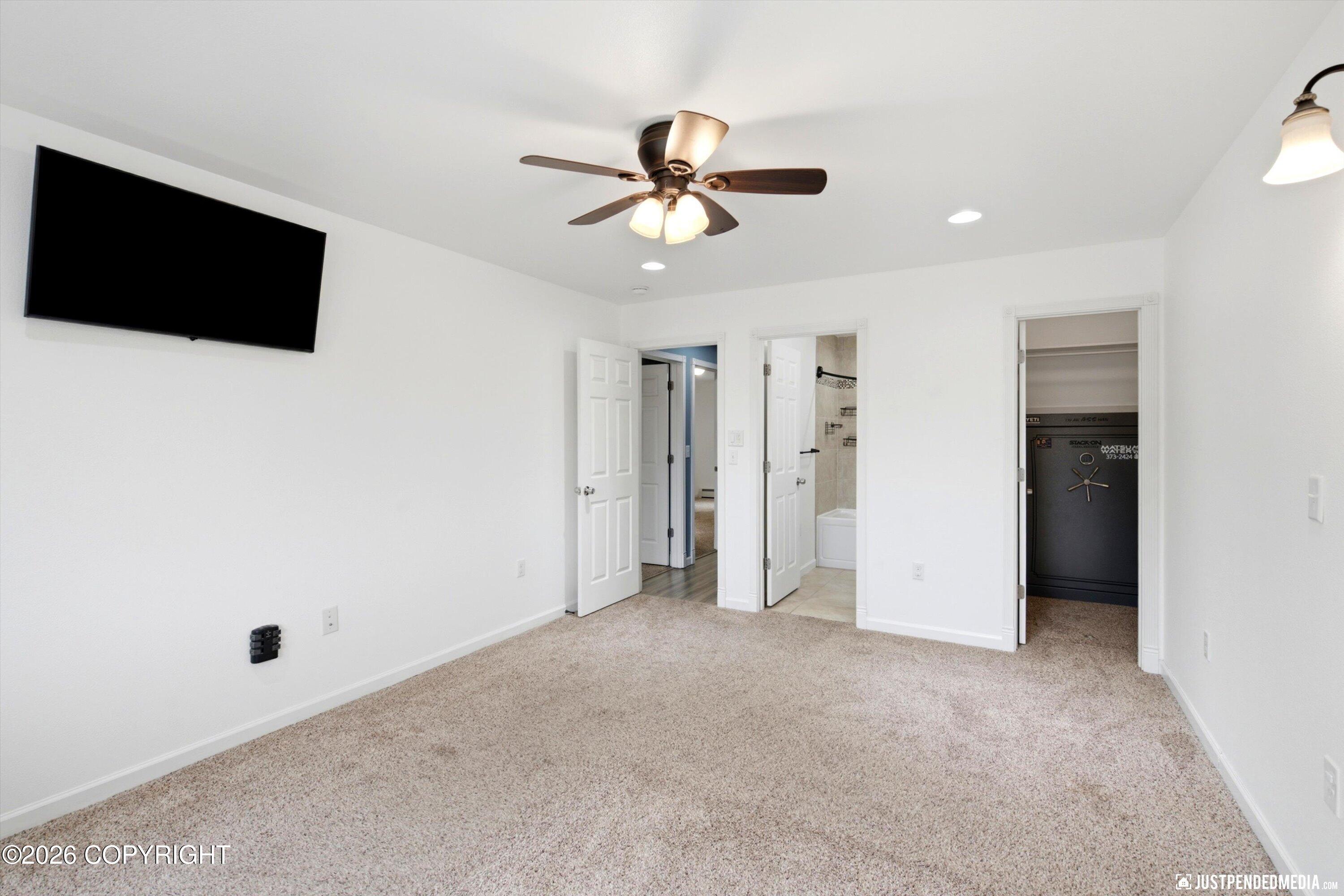 1262 N Miller Circle Property Photo 20