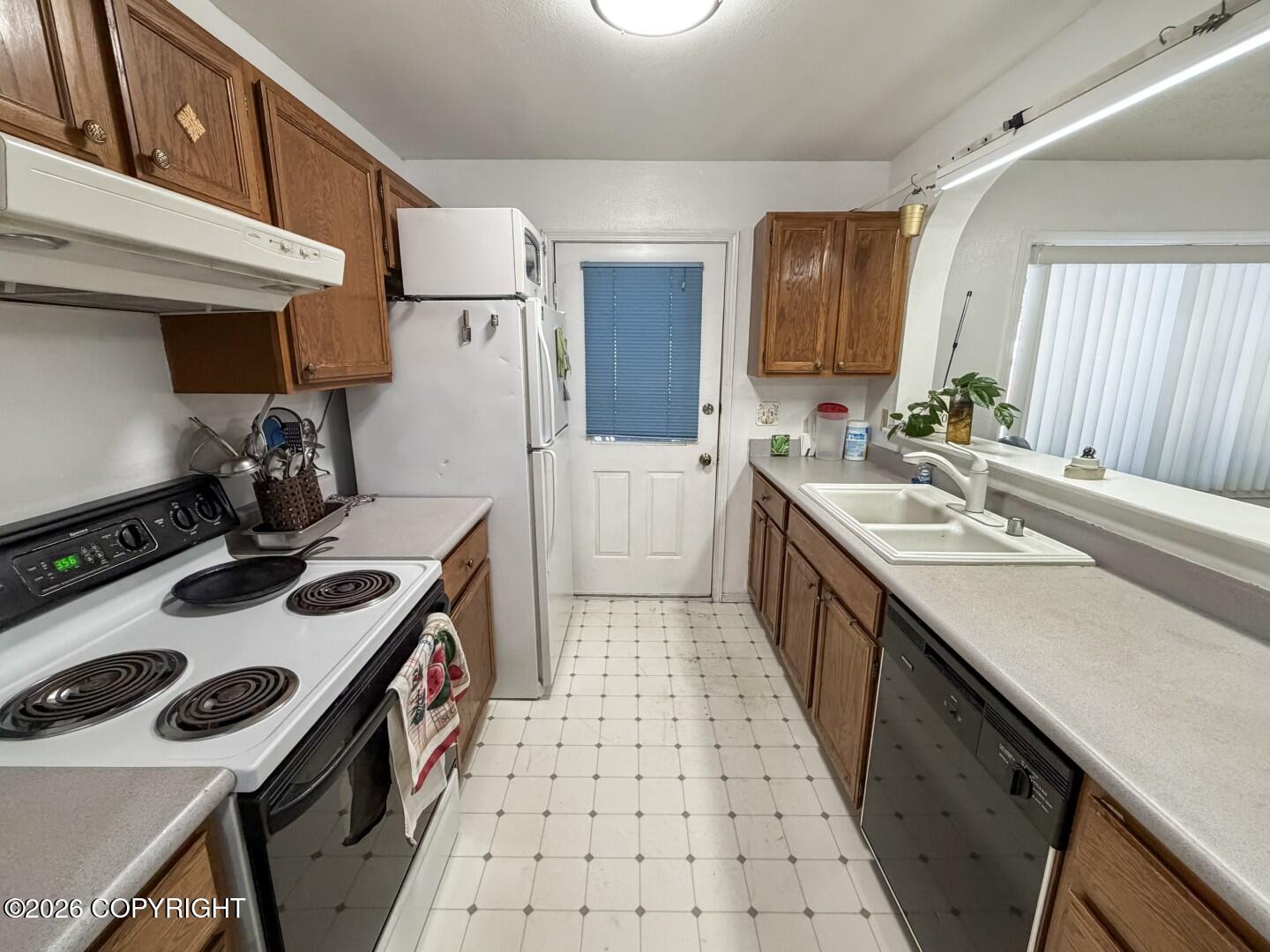 10132 Goose Berry Place Property Photo 5