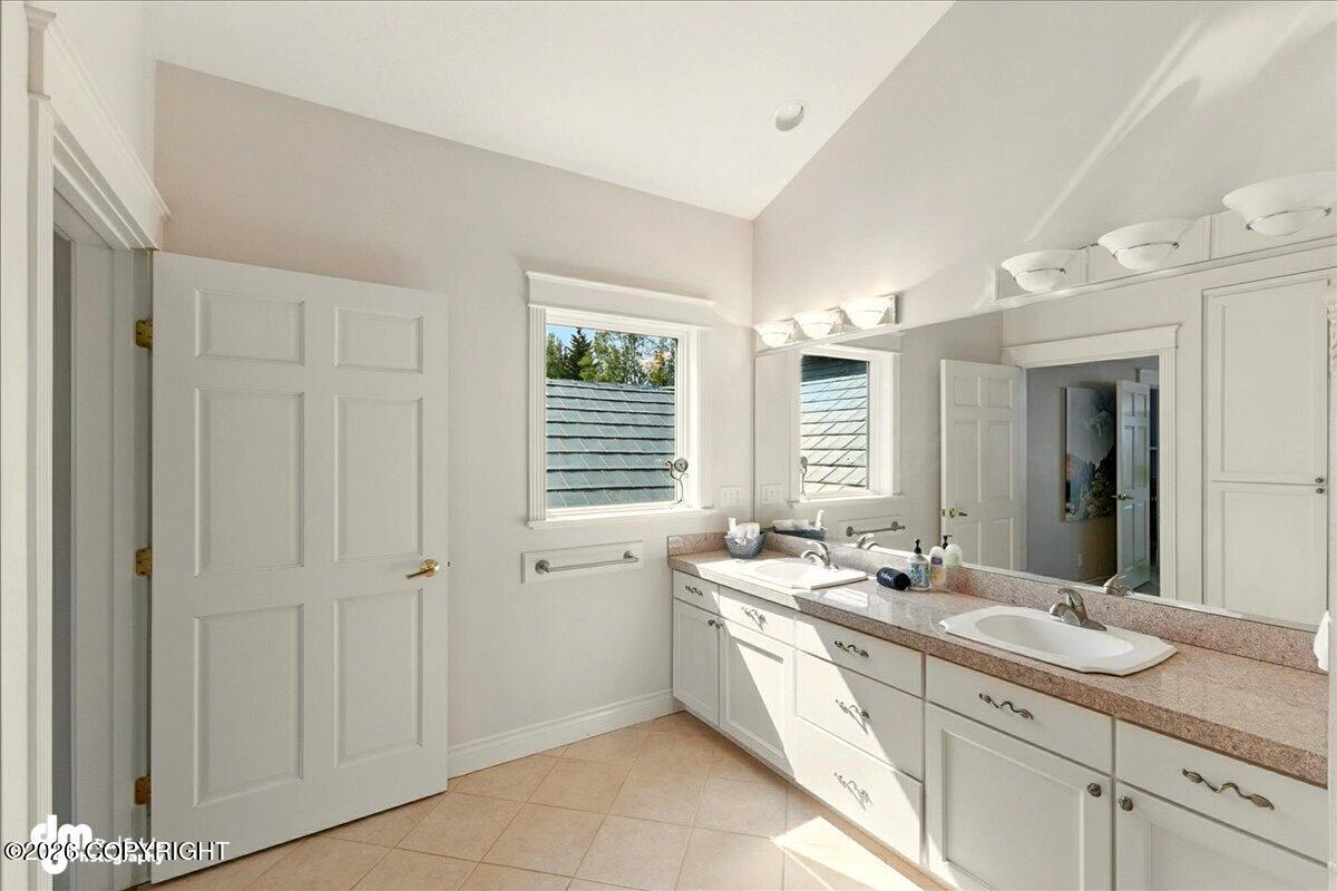 2727 Kachemak Drive Property Photo 47