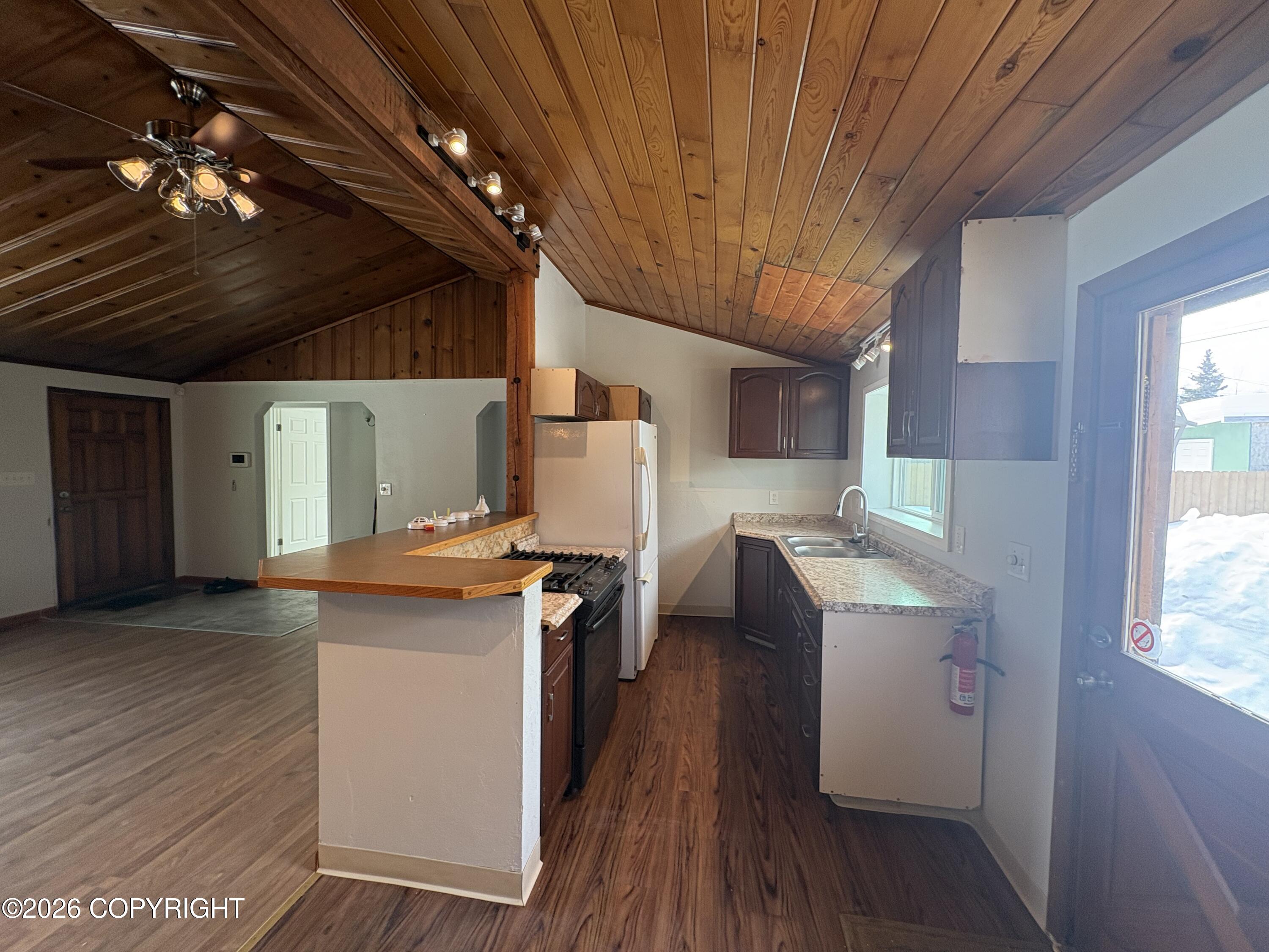 4106 Harrison Street Property Photo 8