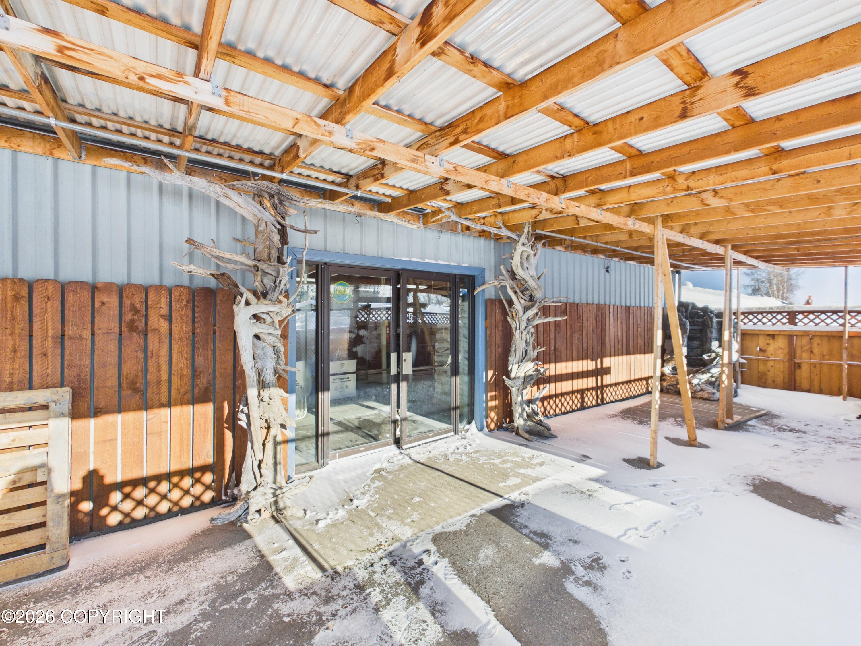 2260 Old Richardson Highway Property Photo 11