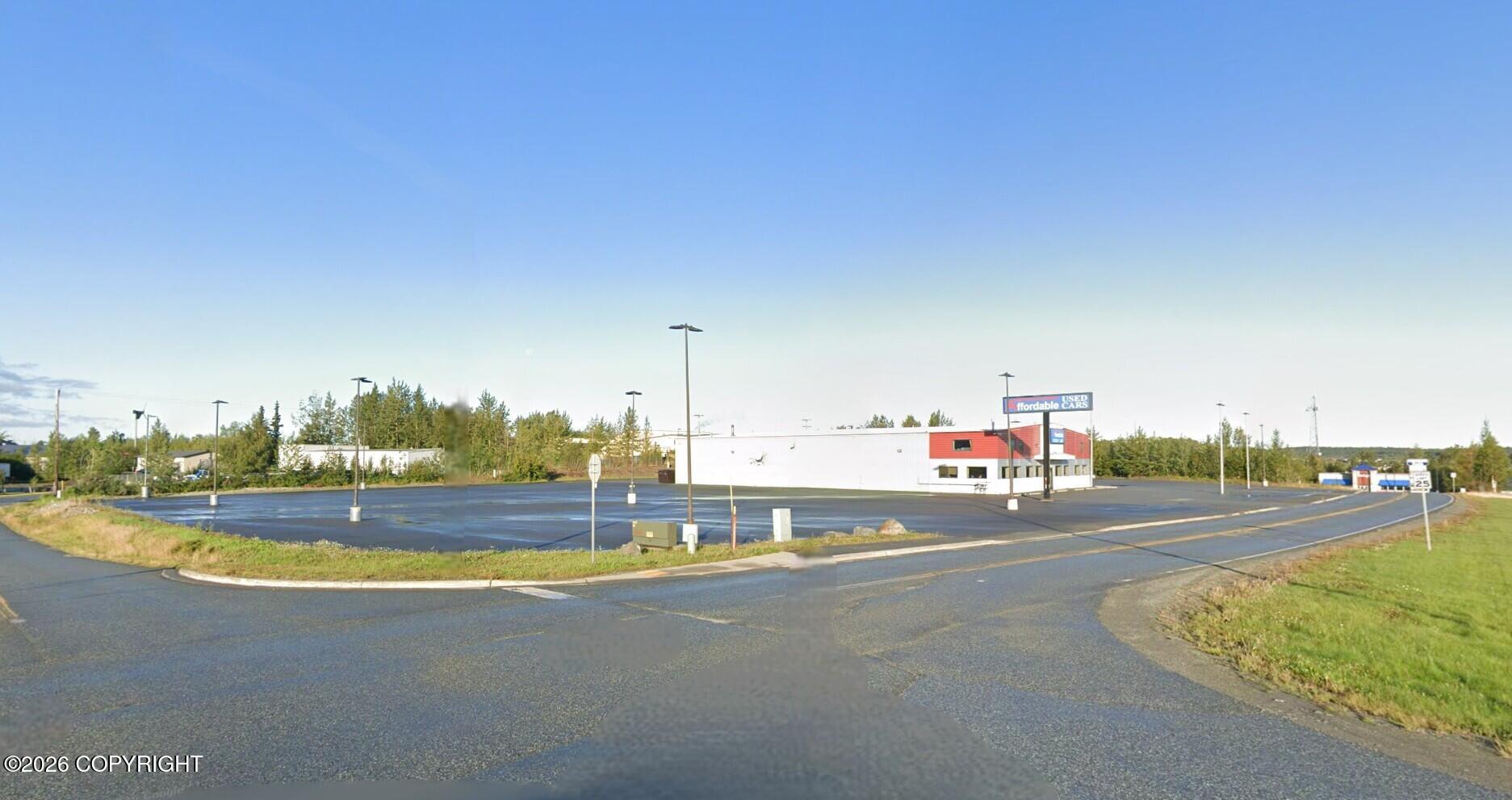 1960 E Industrial Drive Property Photo 4